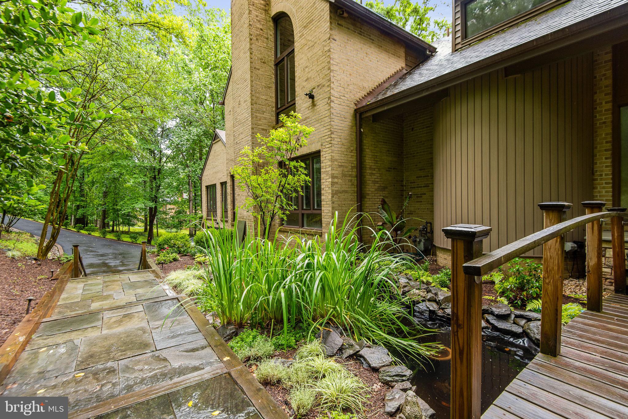 THE PALISADES - Residential