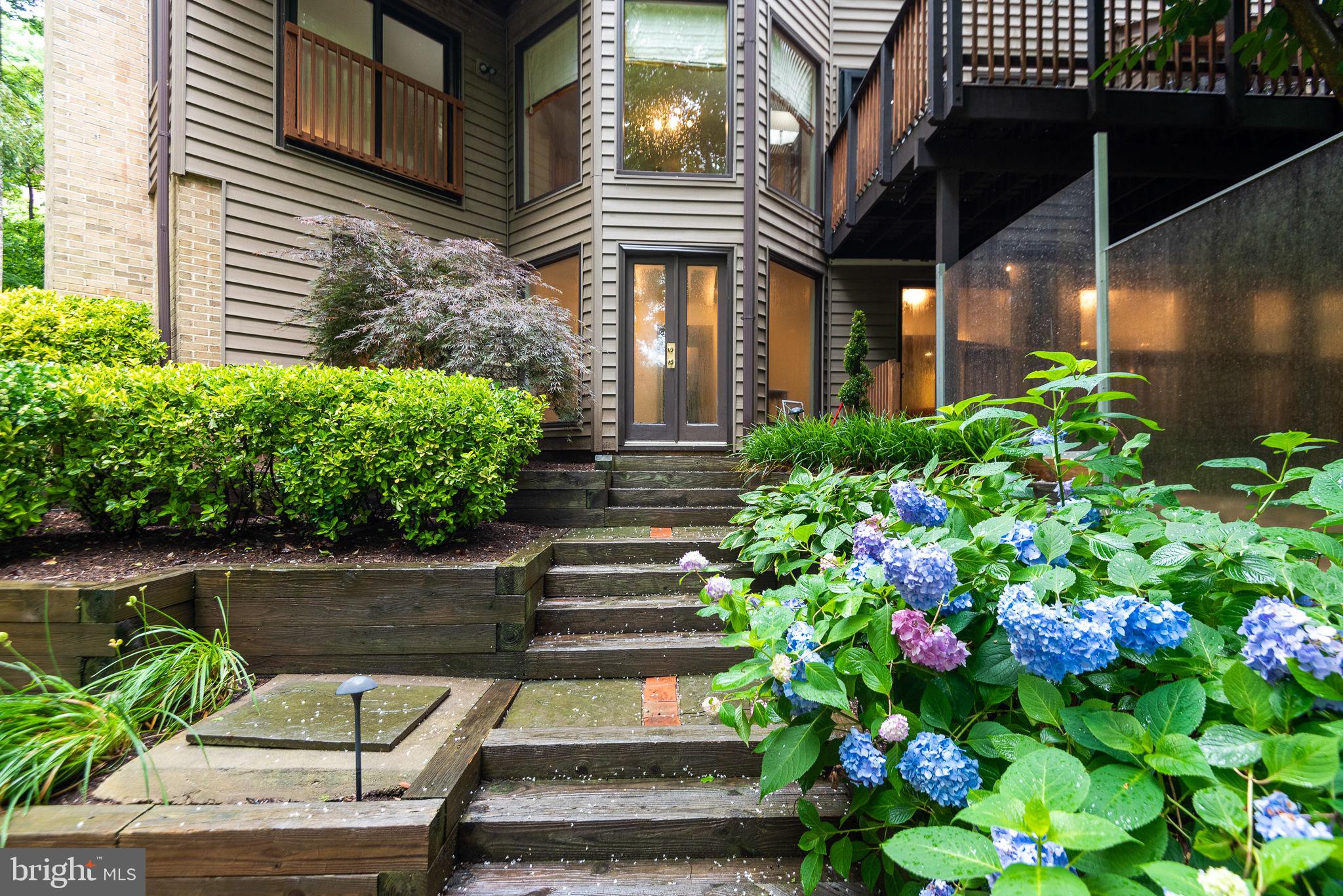 THE PALISADES - Residential