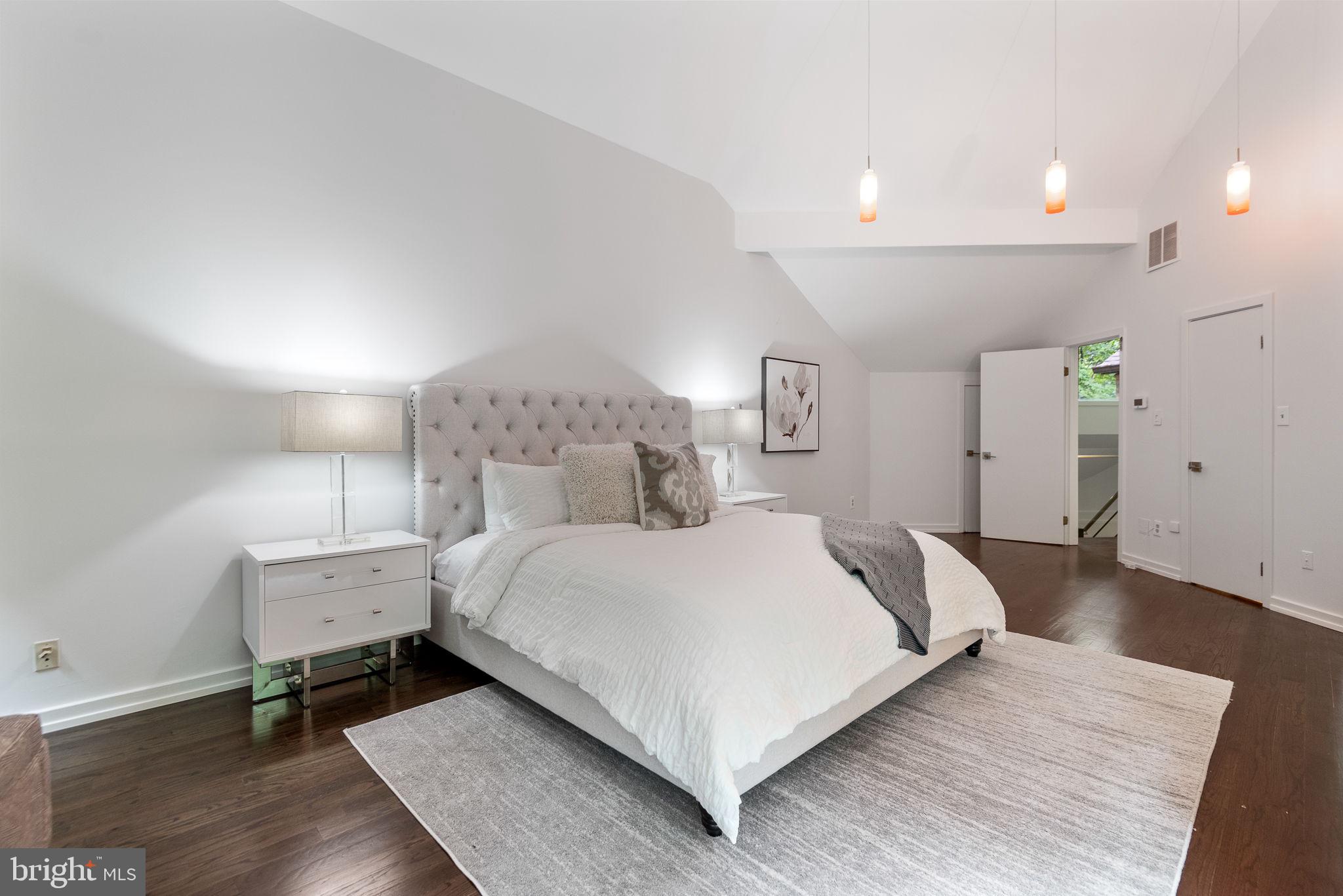 THE PALISADES - Residential