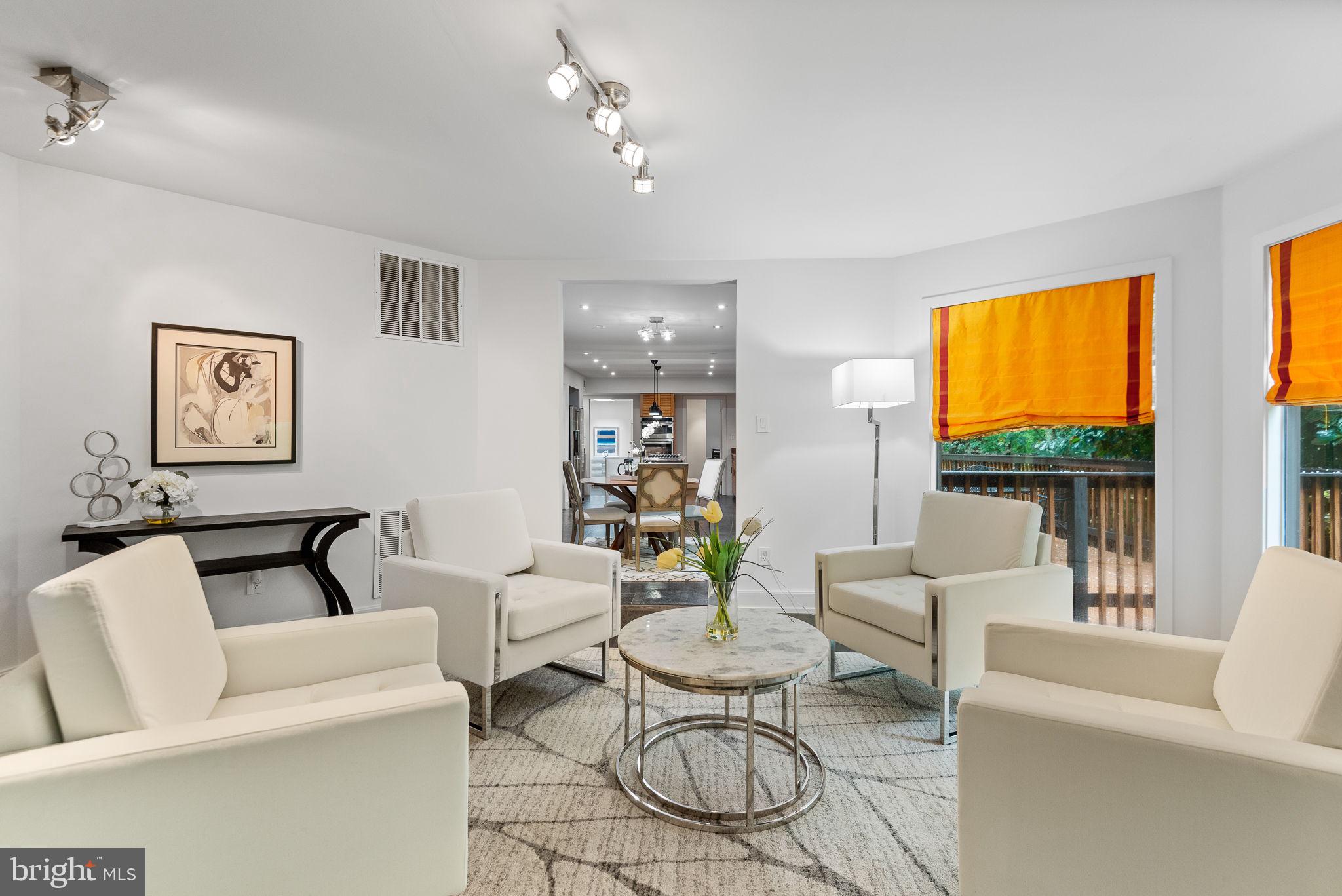 THE PALISADES - Residential