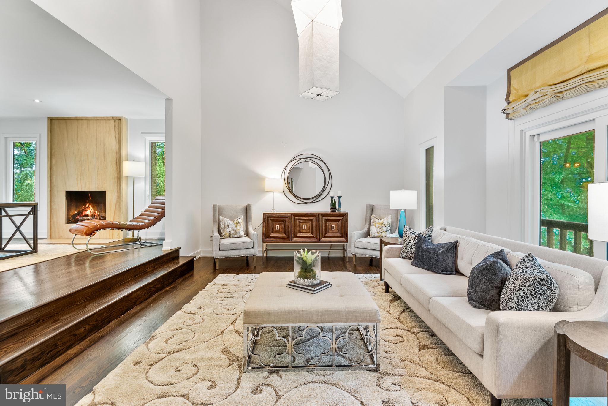 THE PALISADES - Residential