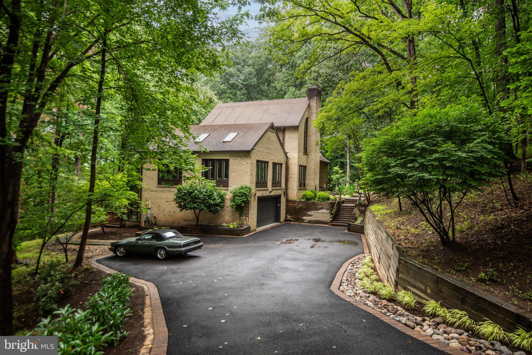 THE PALISADES - Residential