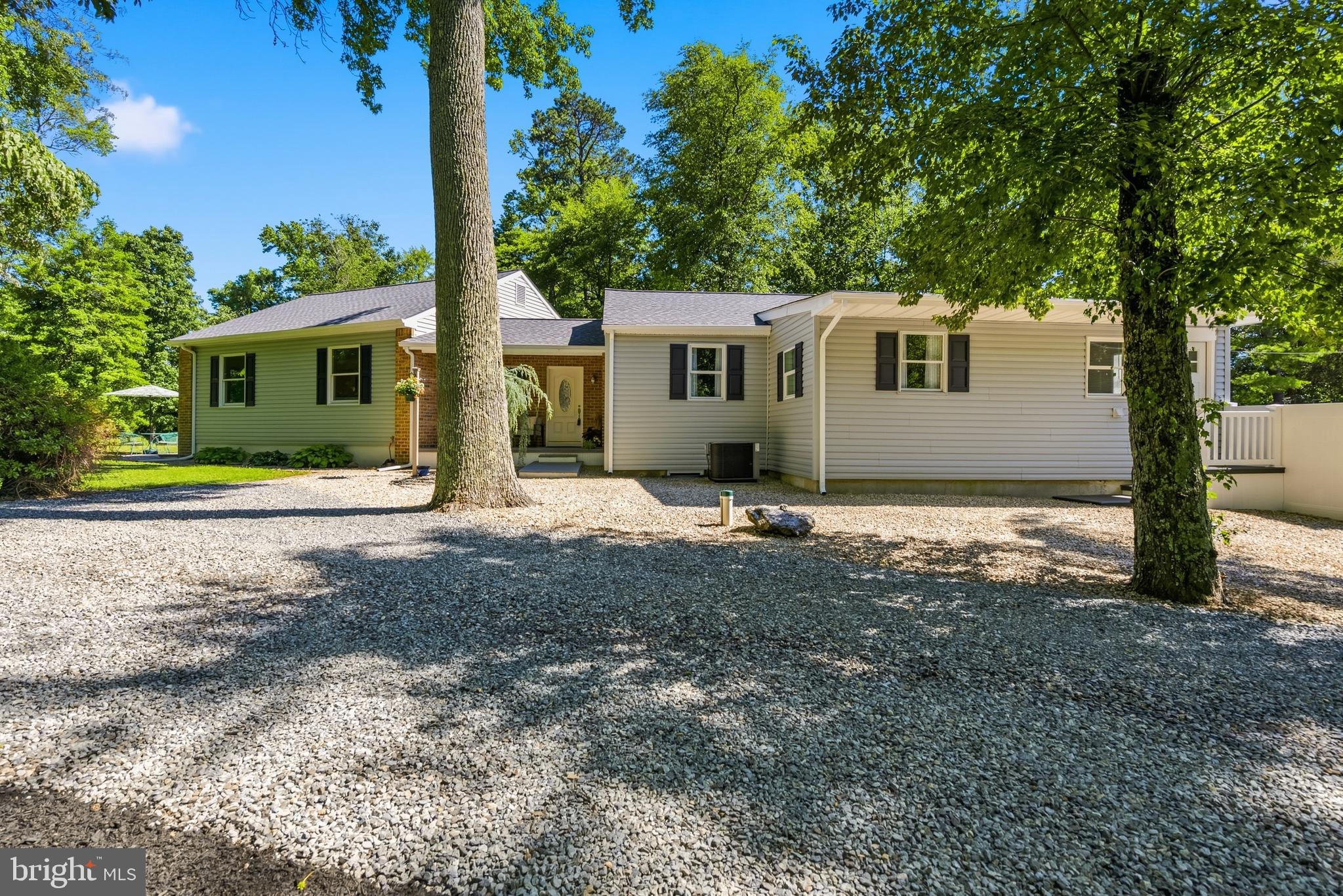 492 OAKSHADE ROAD