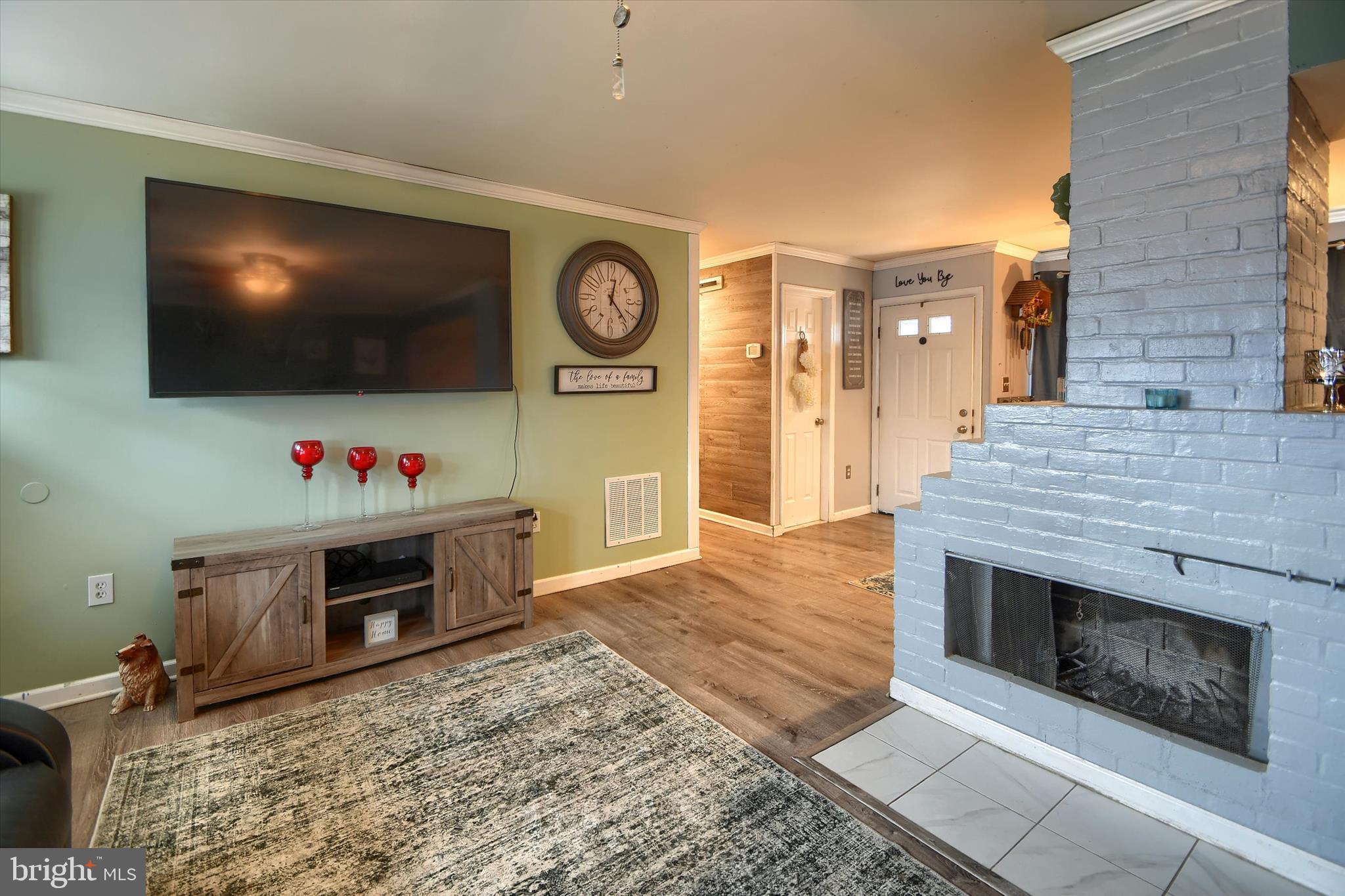 CRABTREE HOLLOW - Residential