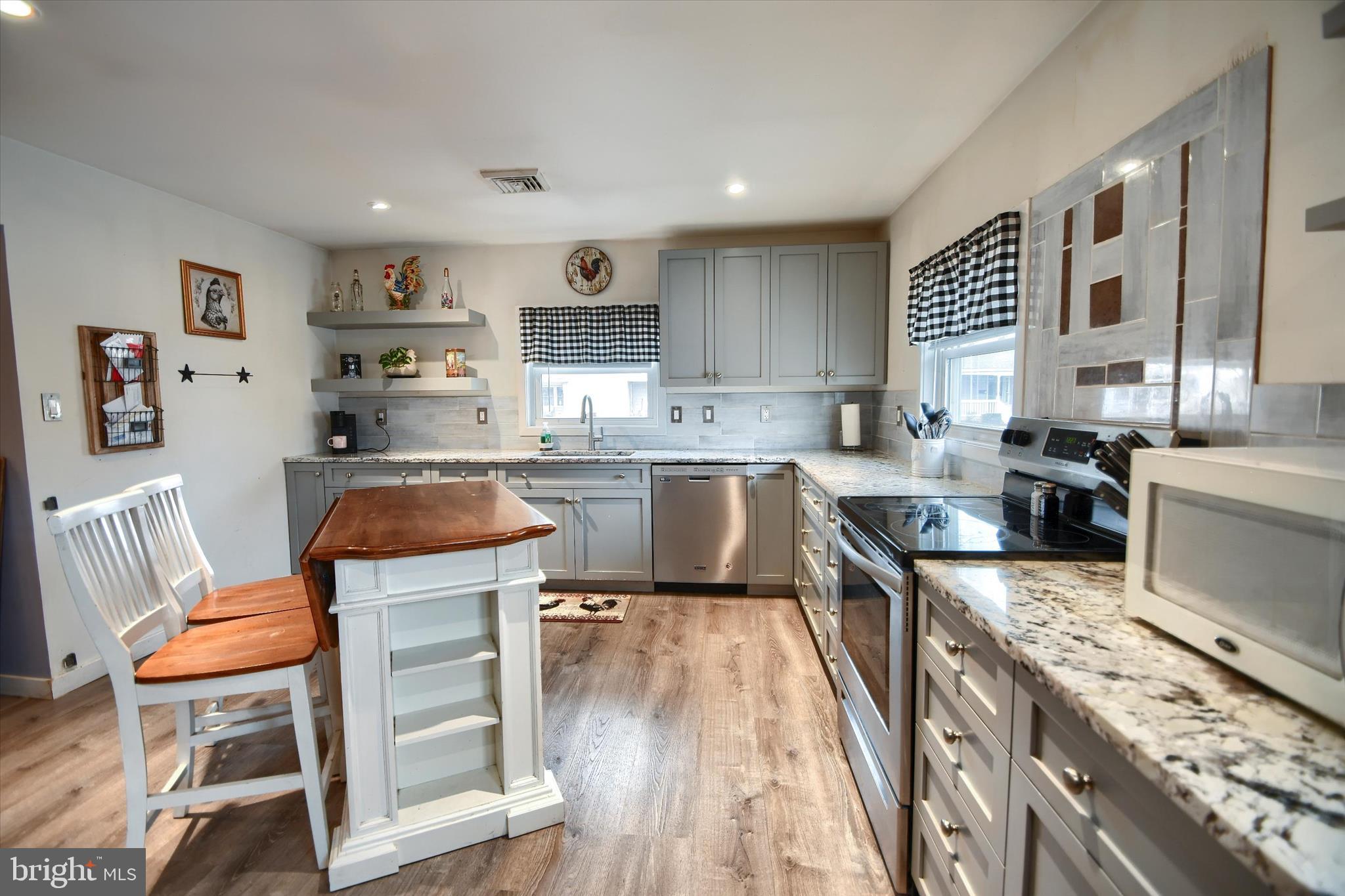 CRABTREE HOLLOW - Residential