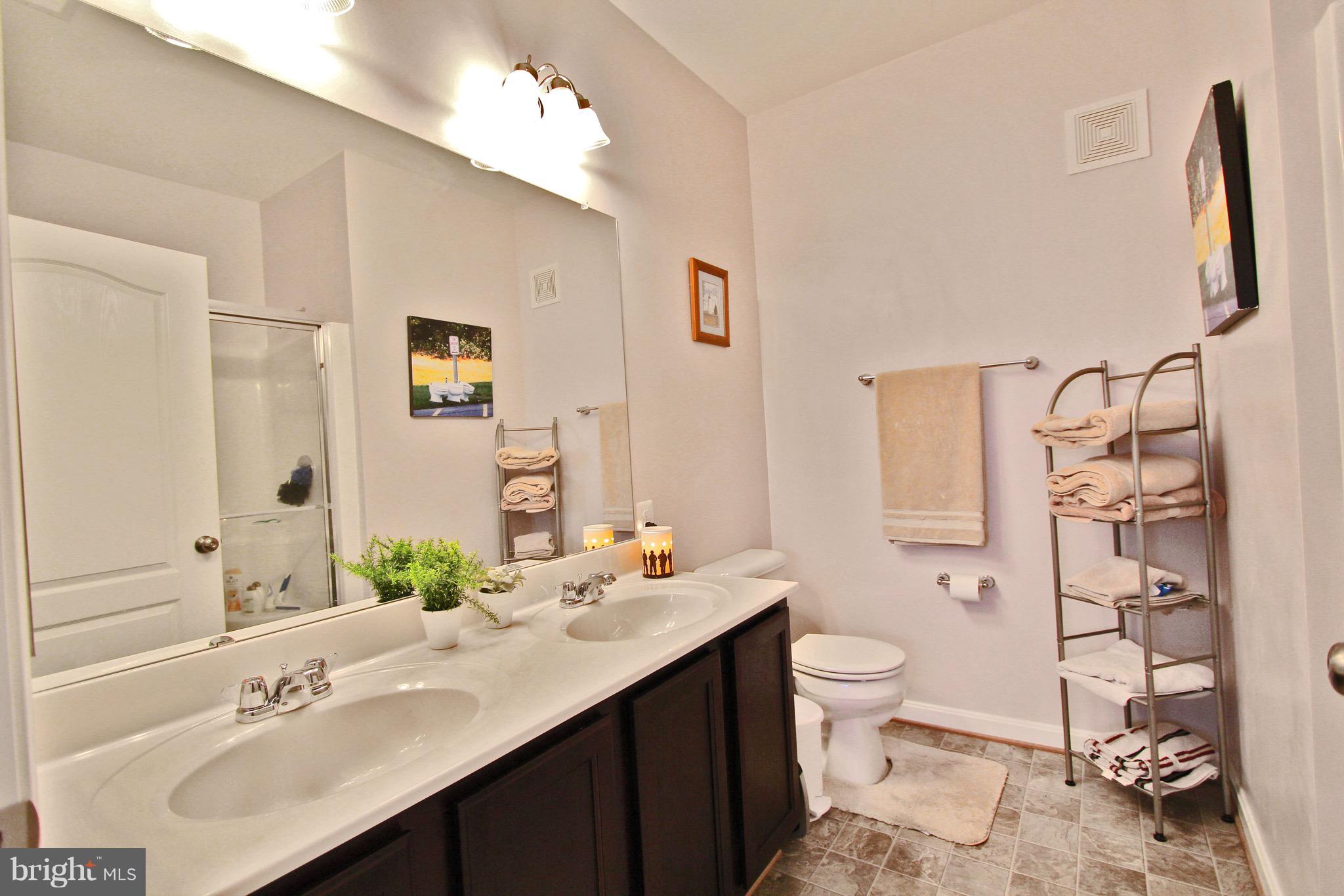 RESIDENCES AT WILDEWOOD - Residential Lease