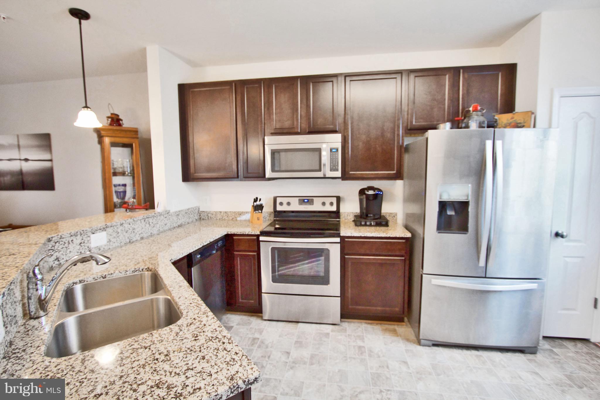 RESIDENCES AT WILDEWOOD - Residential Lease