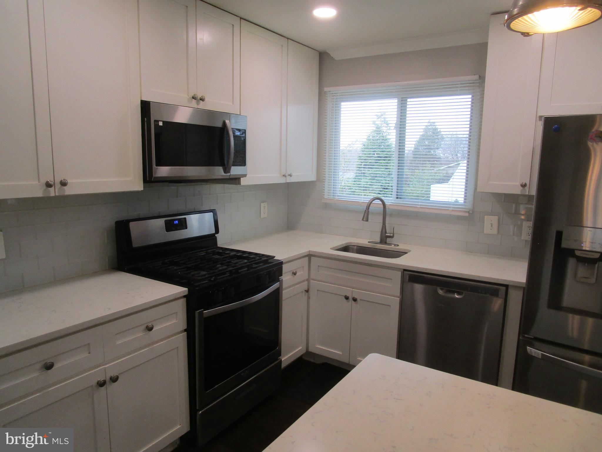 BIRCHWOOD CITY - Residential Lease