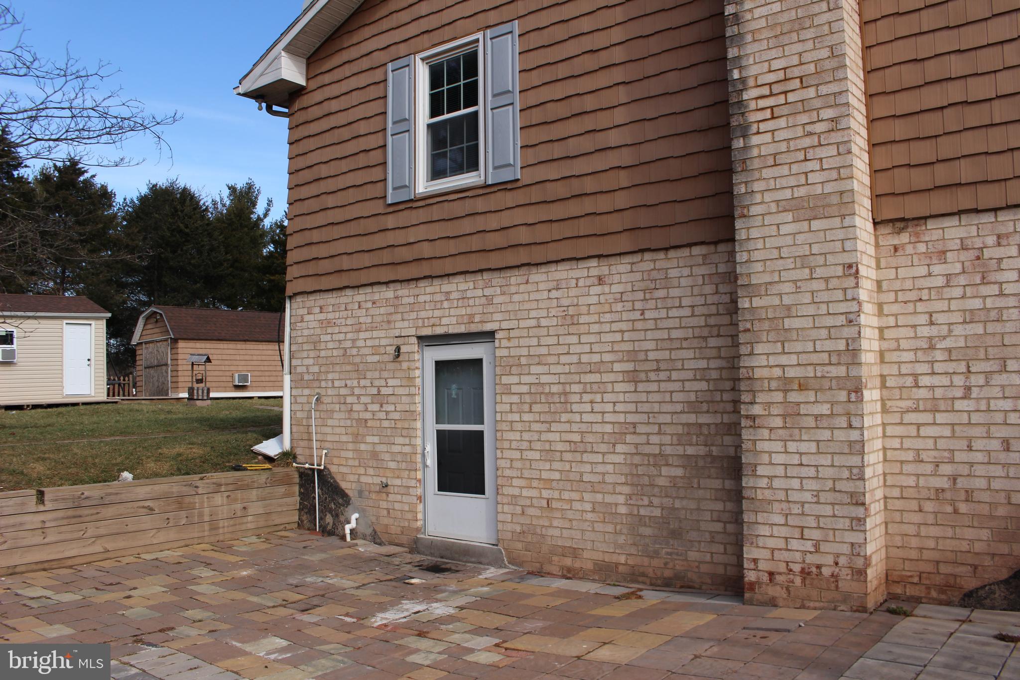 THE KNOLLS - Residential