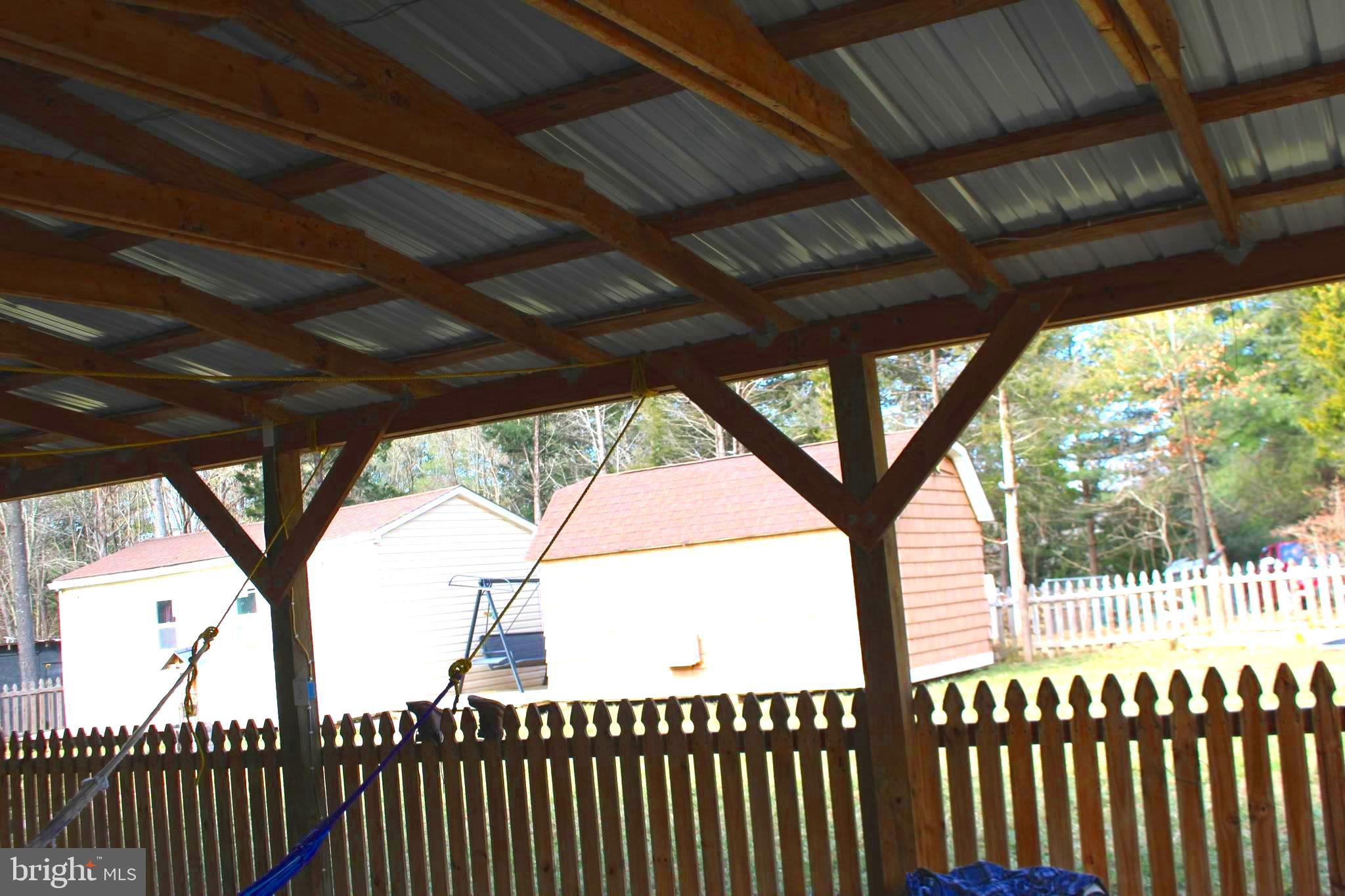 THE KNOLLS - Residential