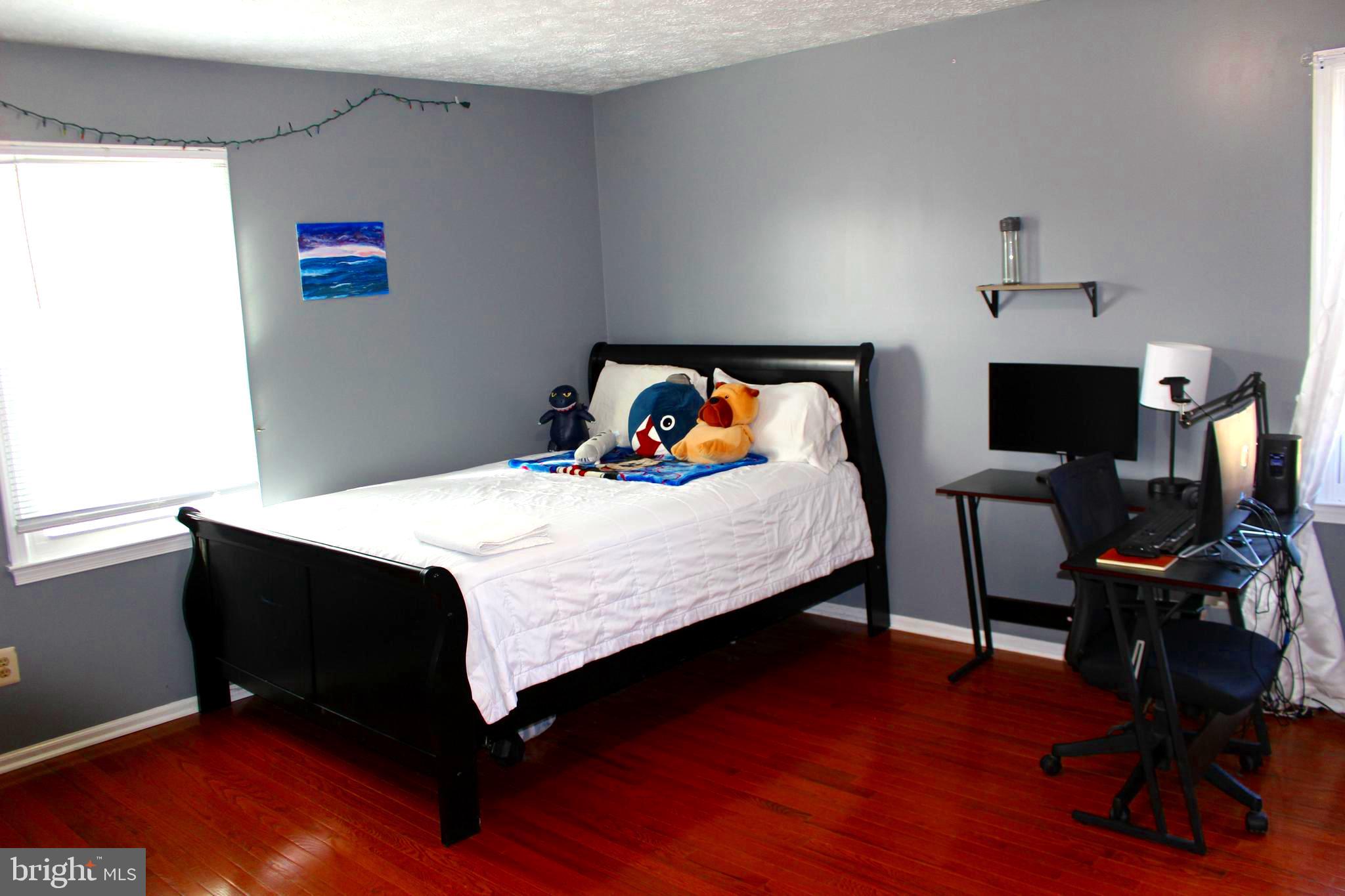 THE KNOLLS - Residential