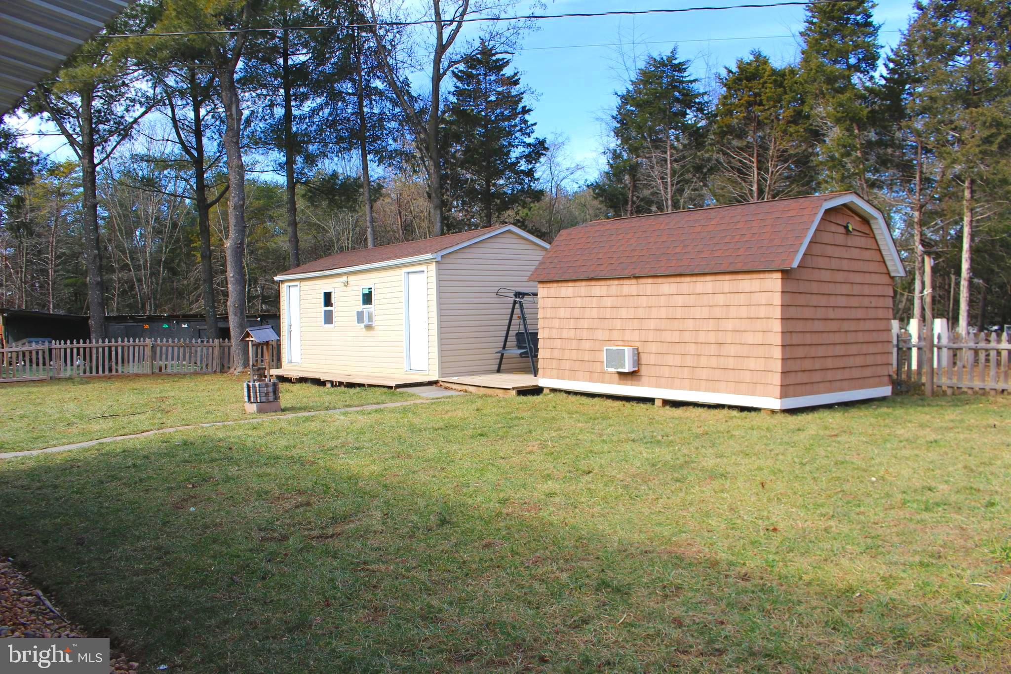 THE KNOLLS - Residential