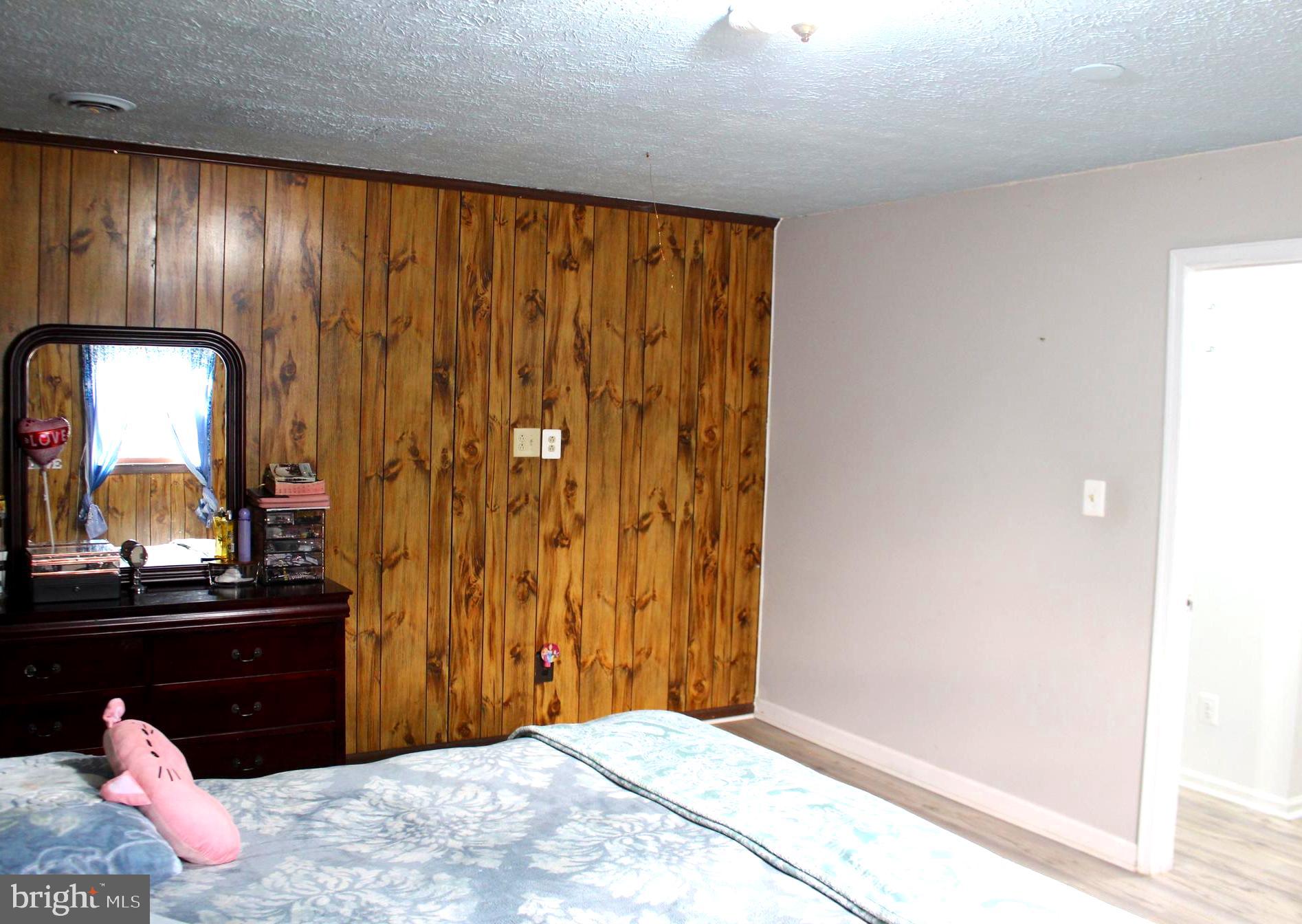 THE KNOLLS - Residential