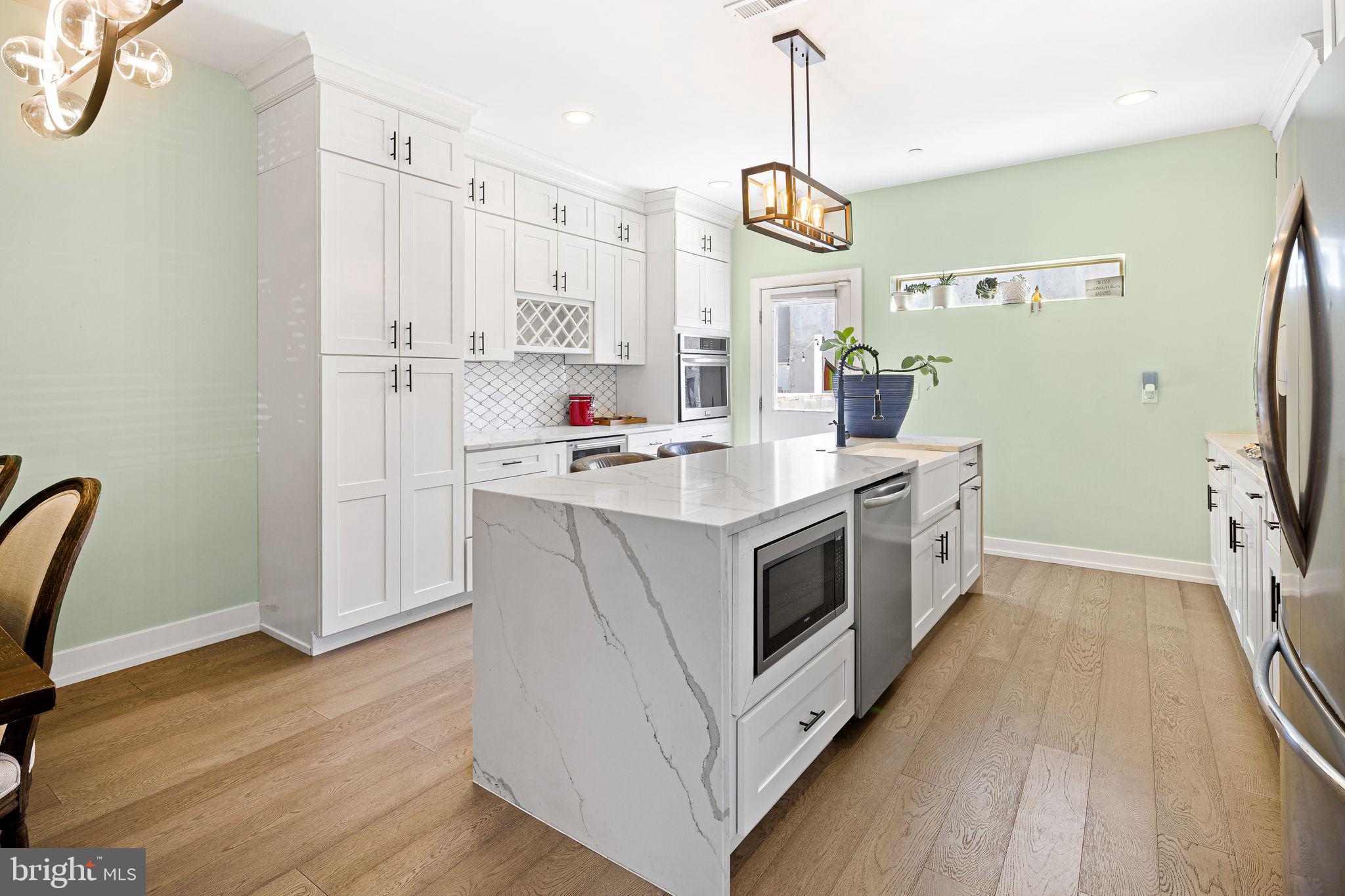 POINT BREEZE - Residential