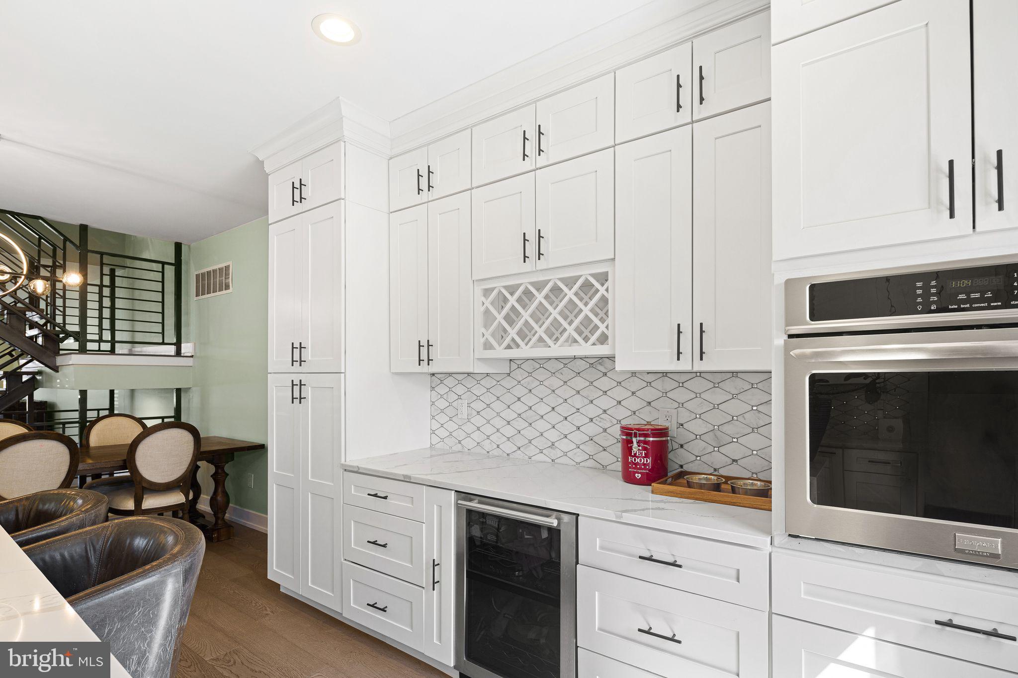 POINT BREEZE - Residential