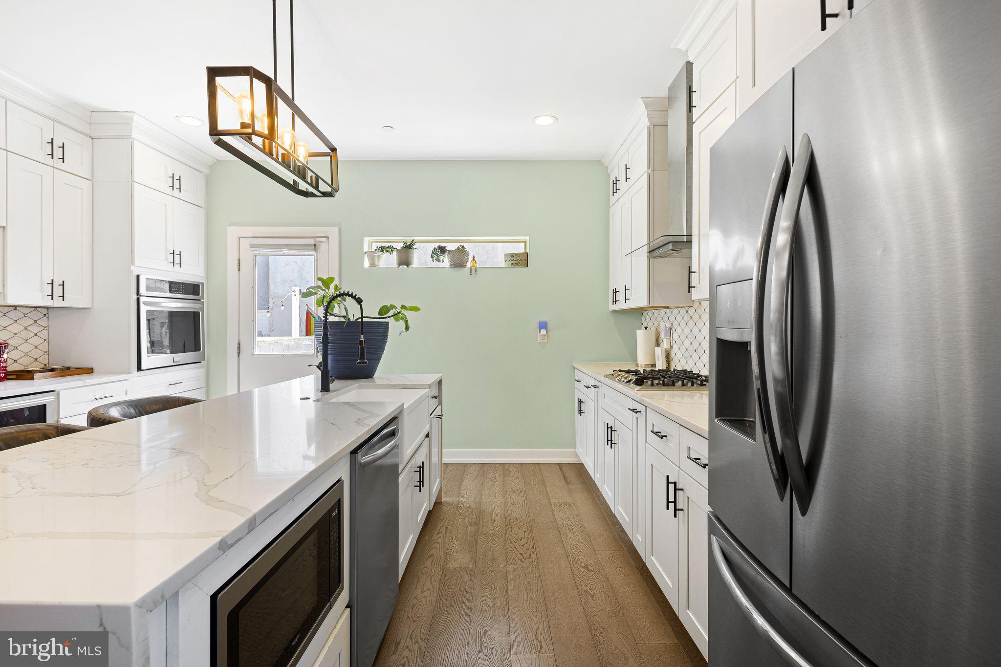 POINT BREEZE - Residential
