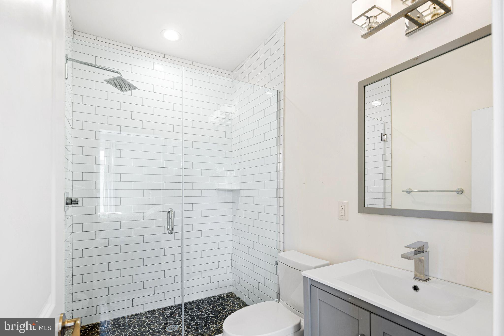POINT BREEZE - Residential