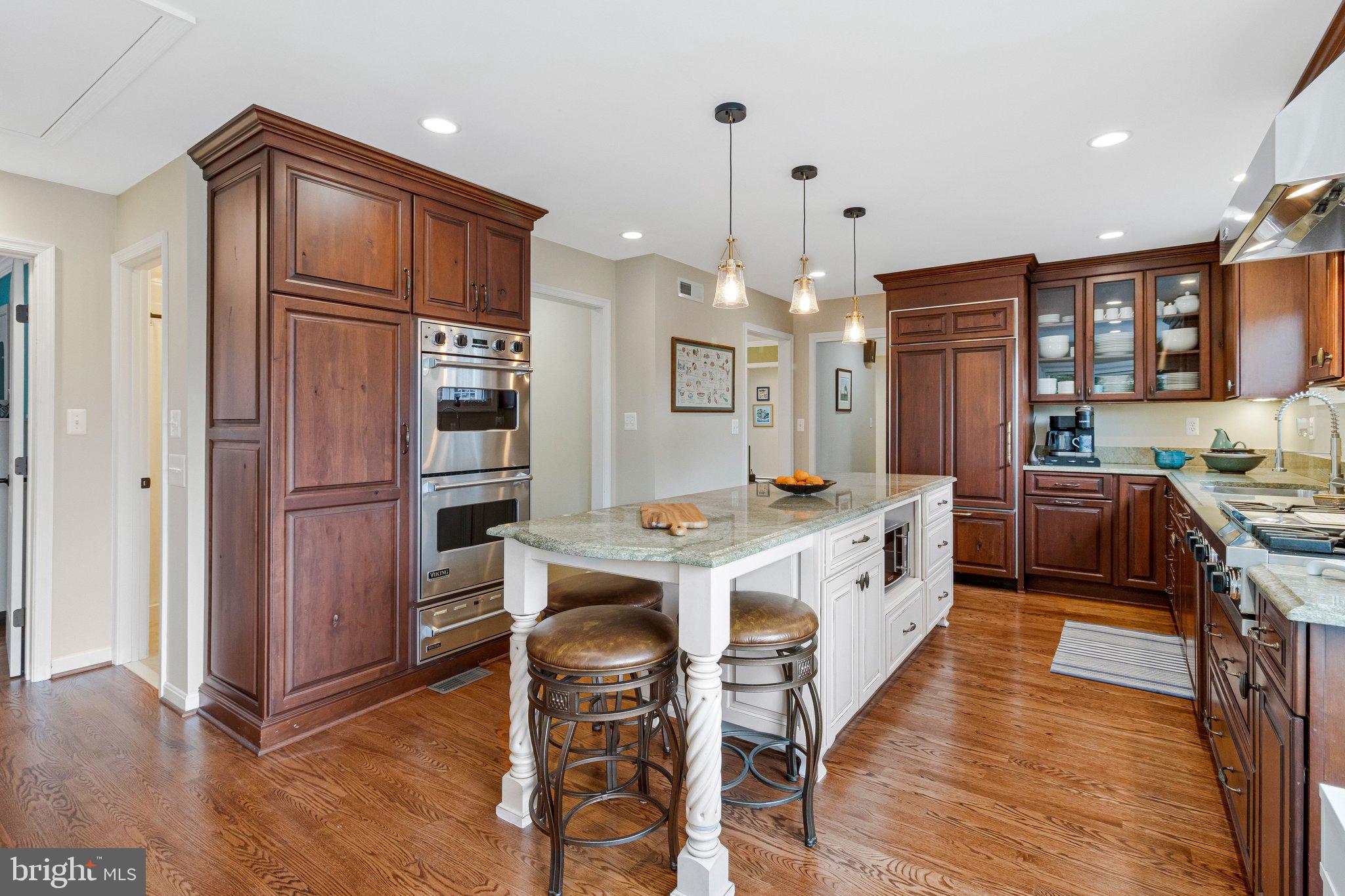 COLLINGWOOD ON THE POTOMAC - Residential