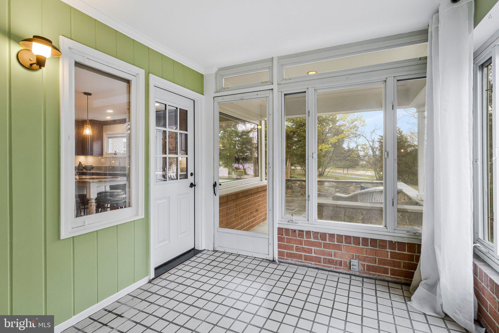 COLLINGWOOD ON THE POTOMAC - Residential