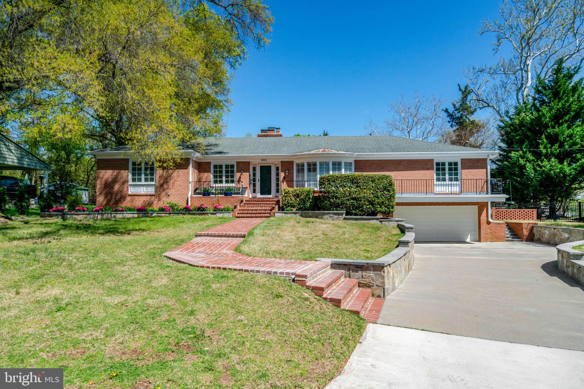 COLLINGWOOD ON THE POTOMAC - Residential