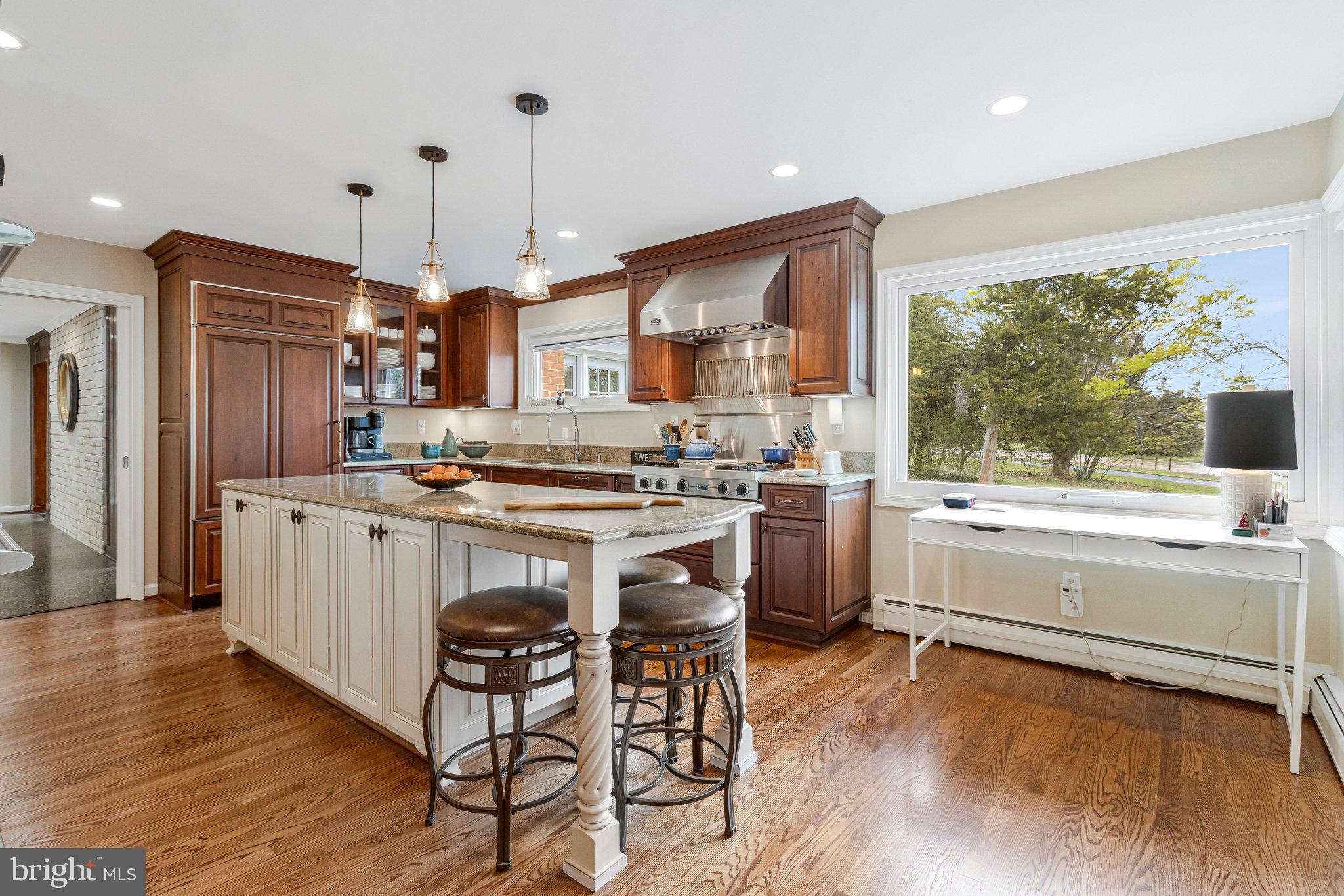 COLLINGWOOD ON THE POTOMAC - Residential
