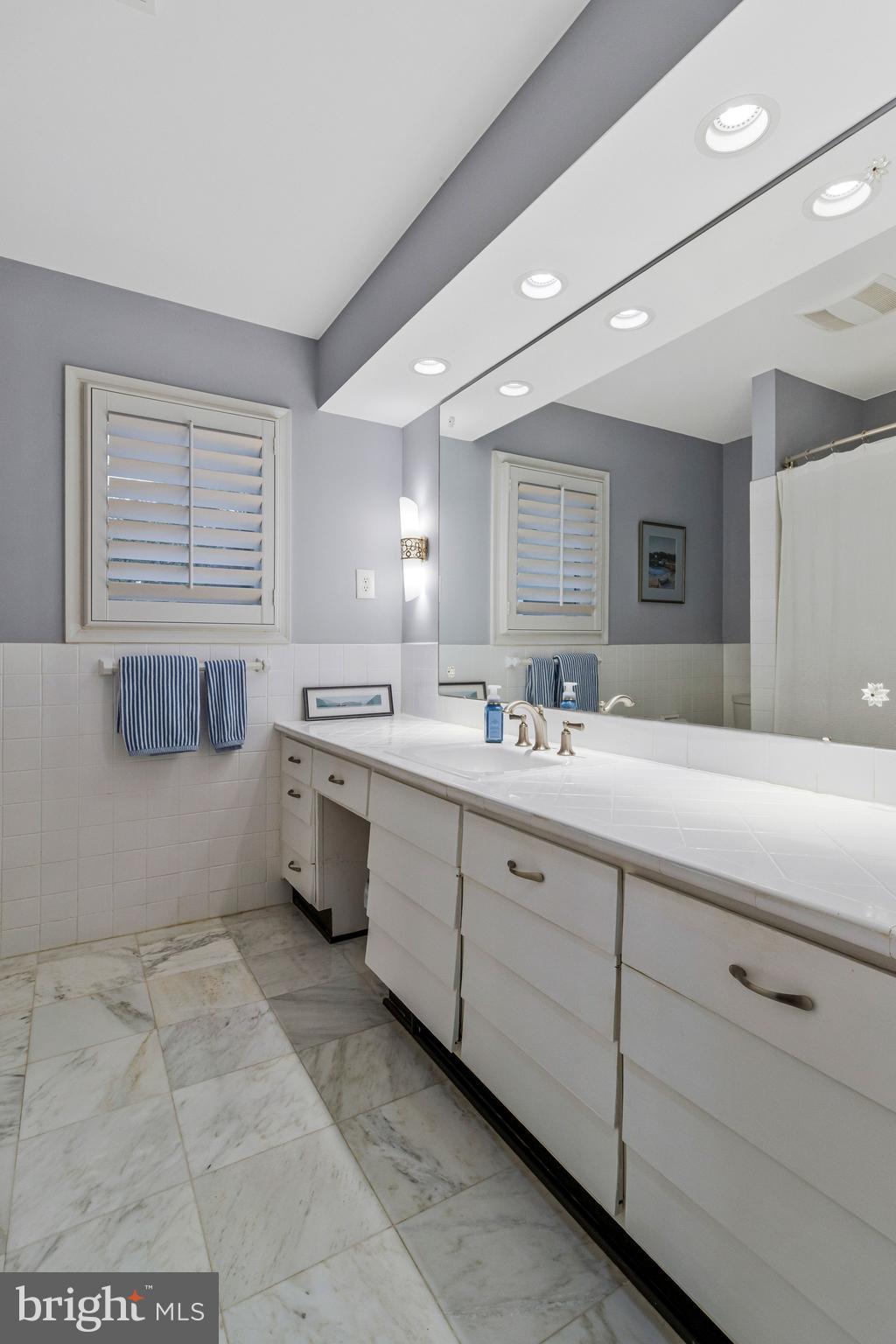 COLLINGWOOD ON THE POTOMAC - Residential
