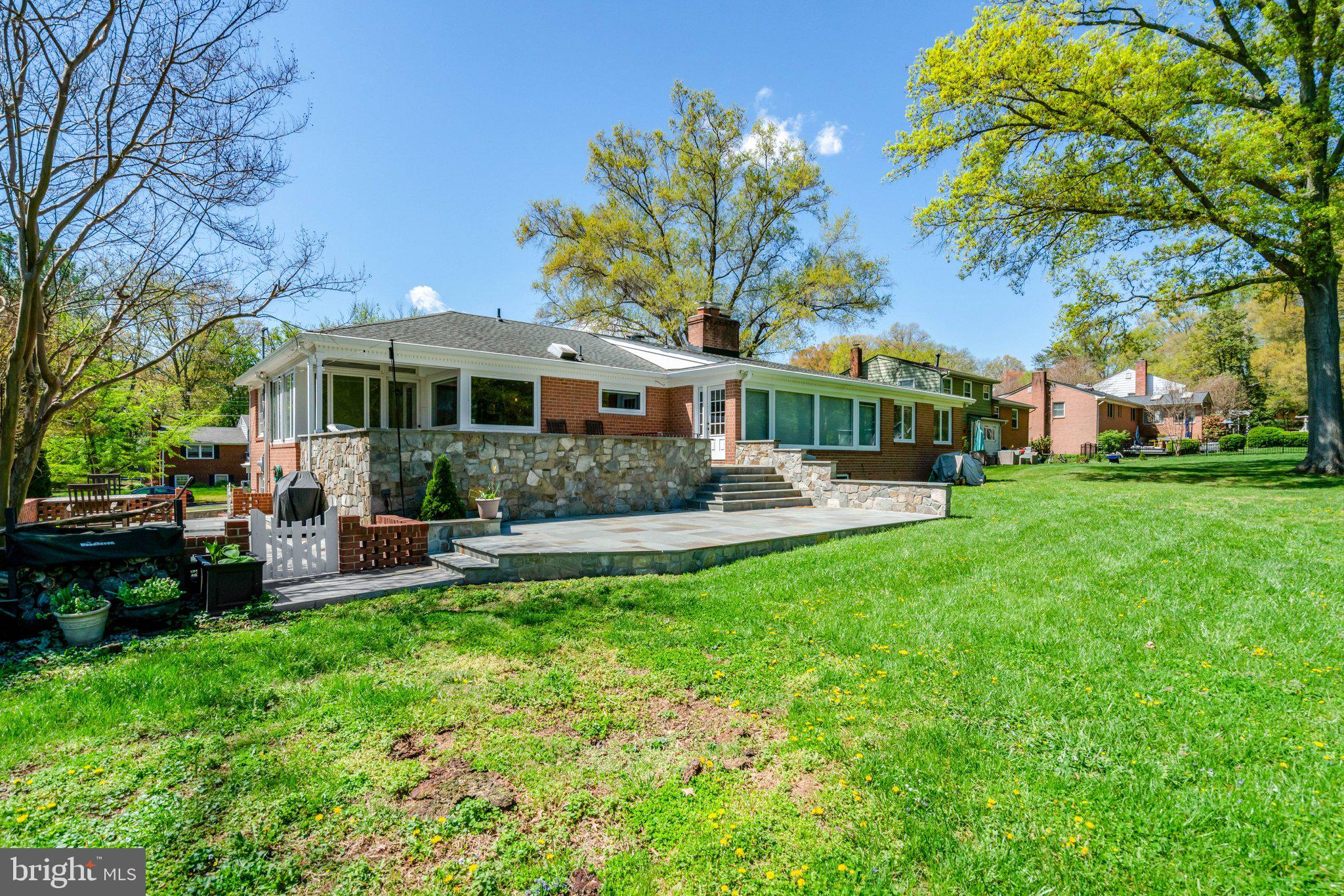 COLLINGWOOD ON THE POTOMAC - Residential