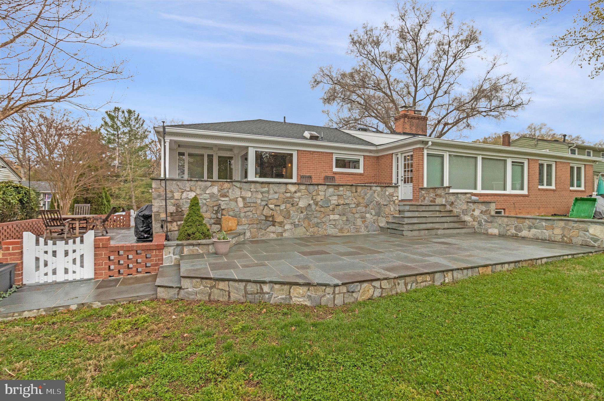 COLLINGWOOD ON THE POTOMAC - Residential