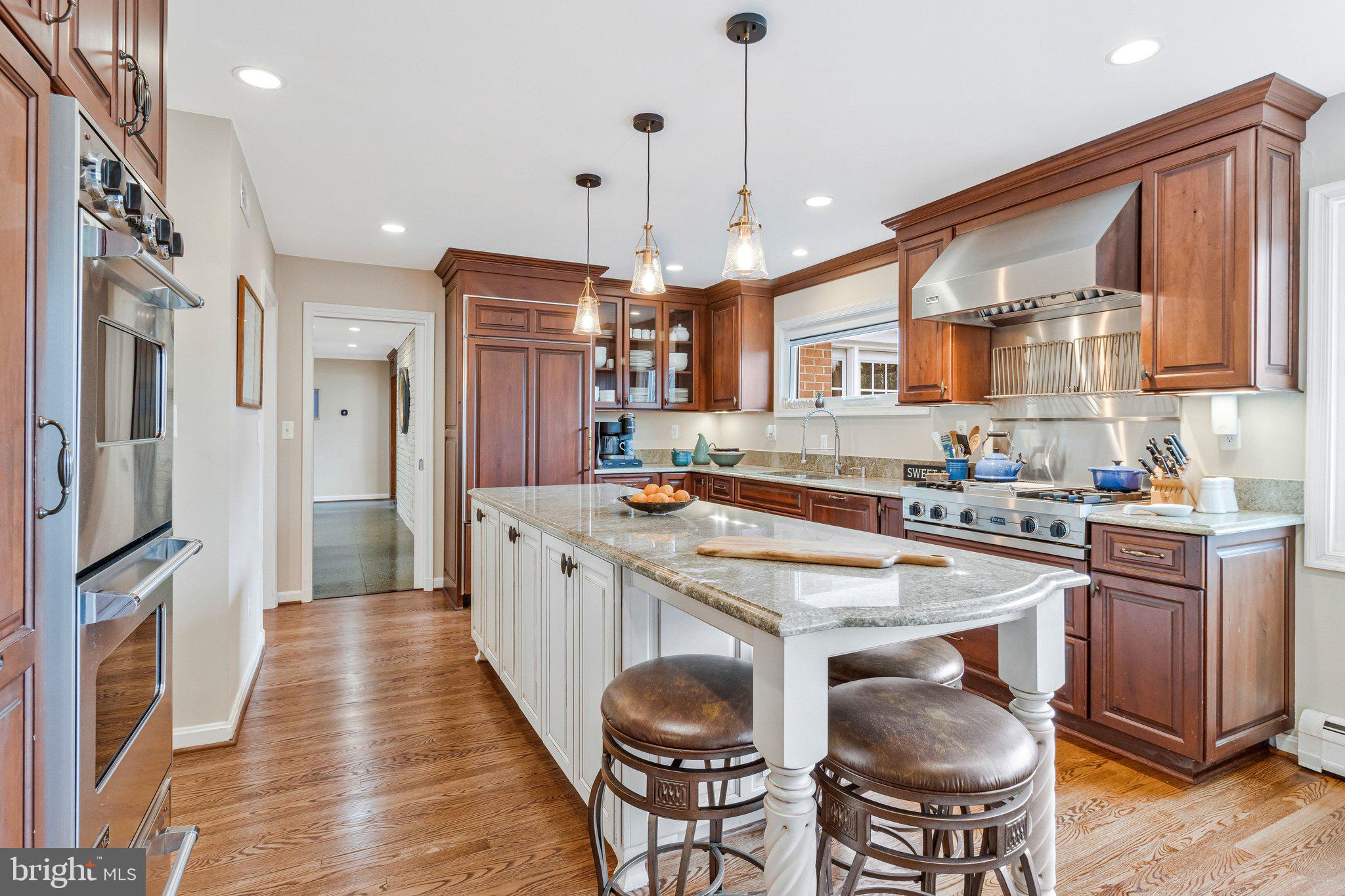 COLLINGWOOD ON THE POTOMAC - Residential