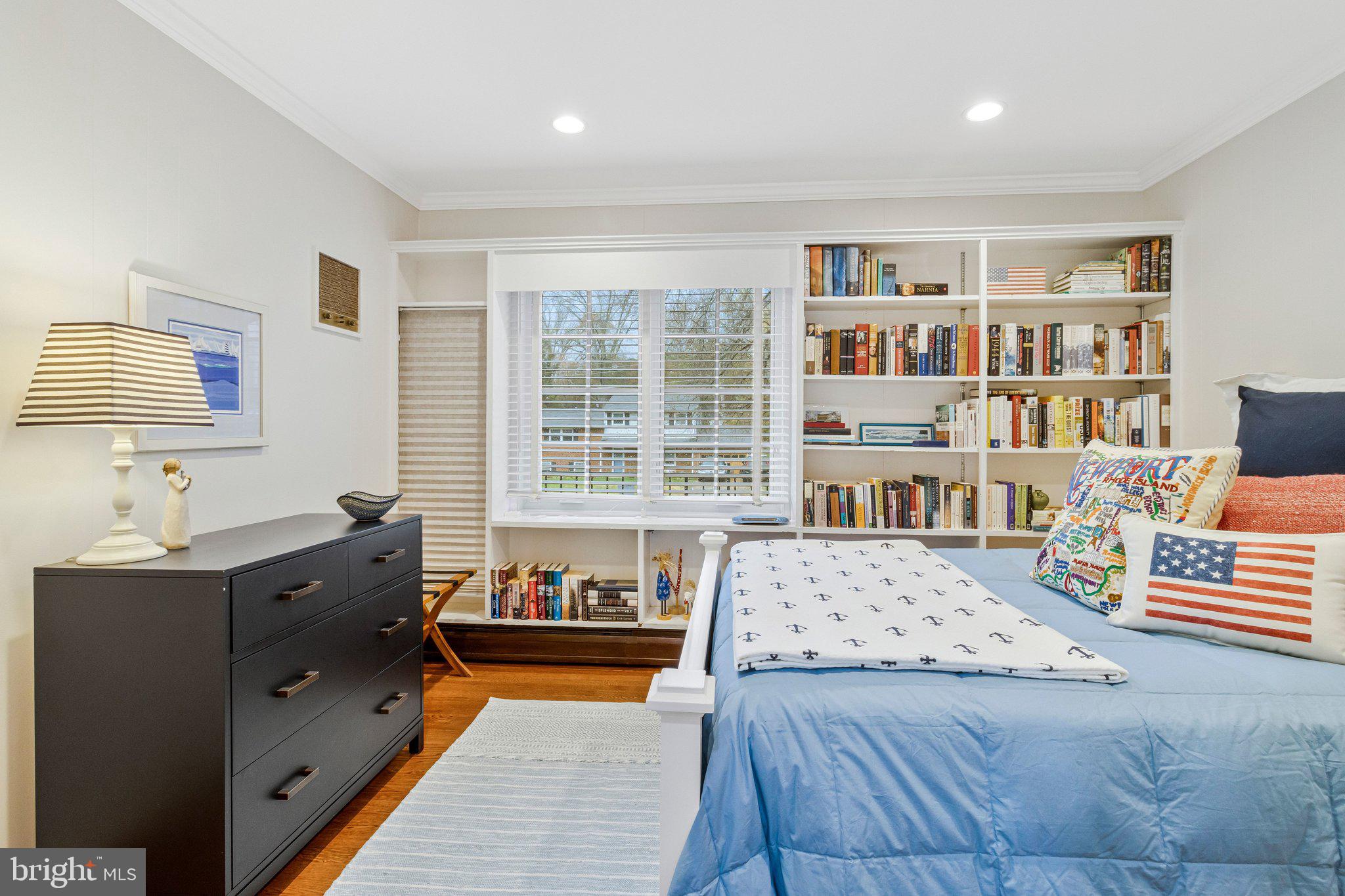 COLLINGWOOD ON THE POTOMAC - Residential