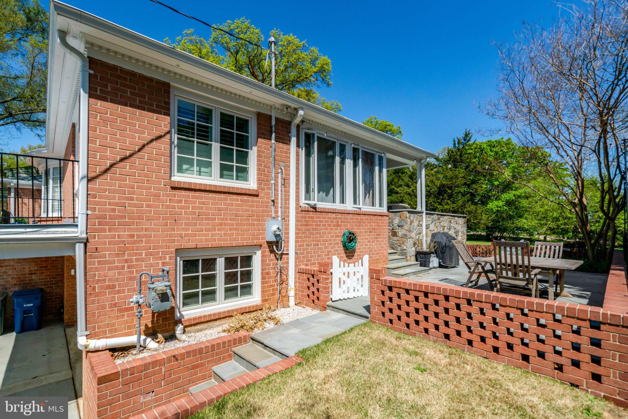 COLLINGWOOD ON THE POTOMAC - Residential