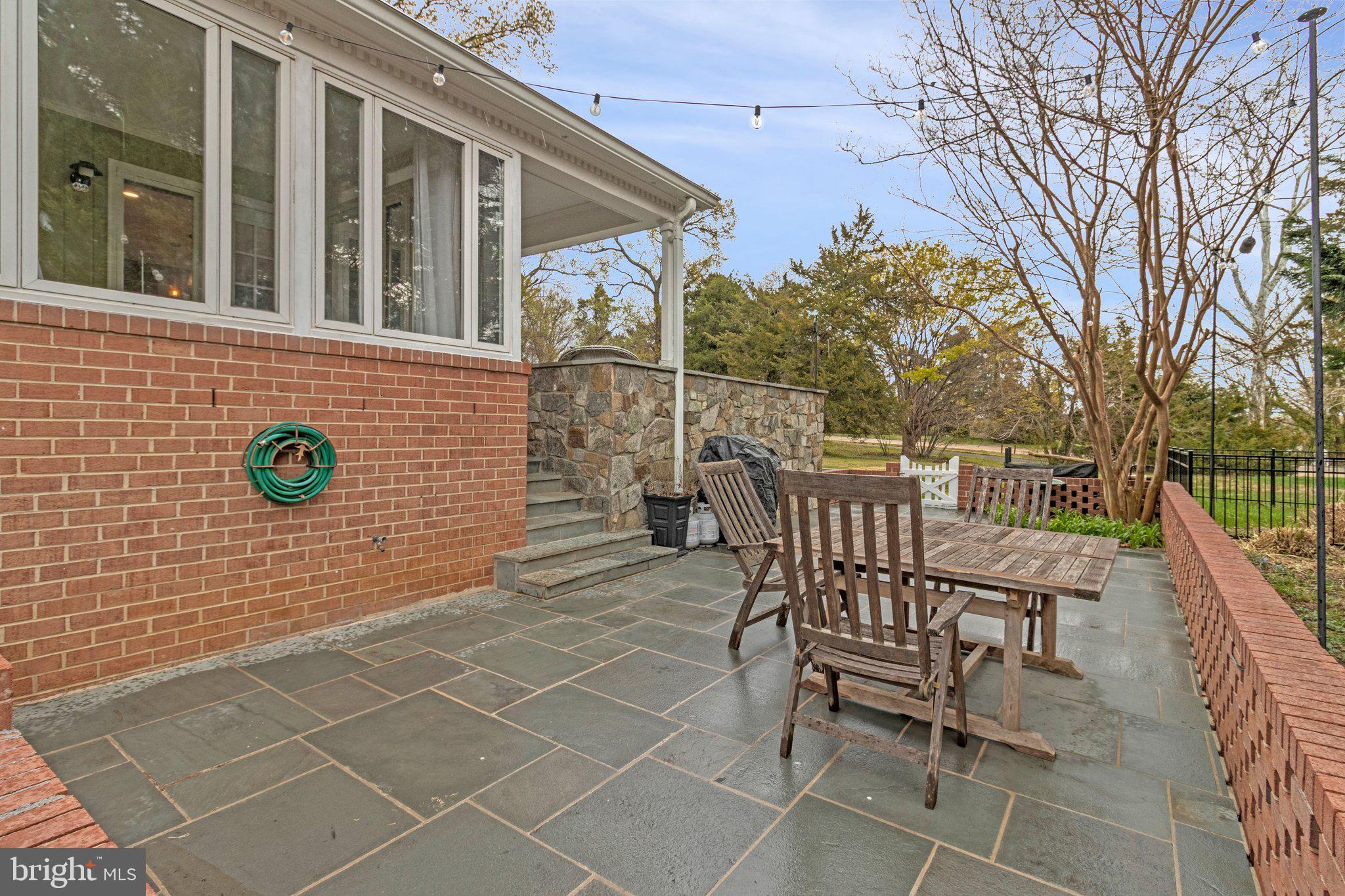 COLLINGWOOD ON THE POTOMAC - Residential
