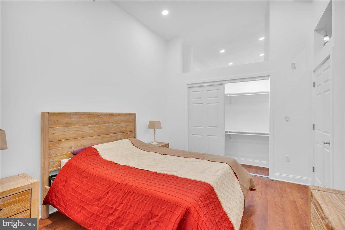 FAIRMOUNT - Residential Lease