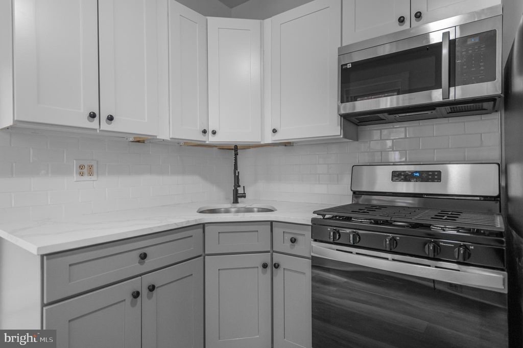 Photo of 5328 Hedge Street, PHILADELPHIA, PA 19124 (MLS # PAPH2566288)