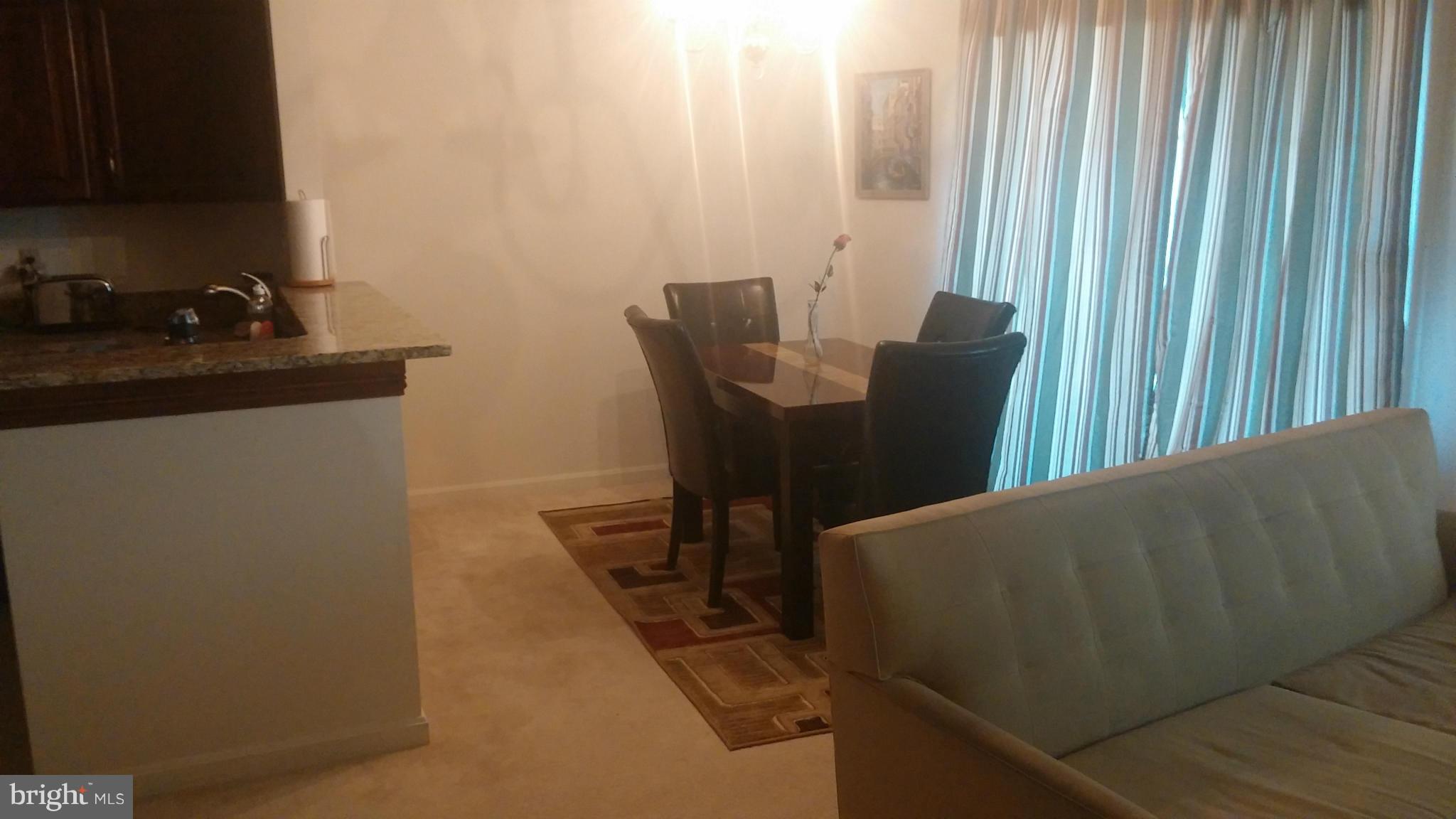 HILLWOOD - Residential Lease