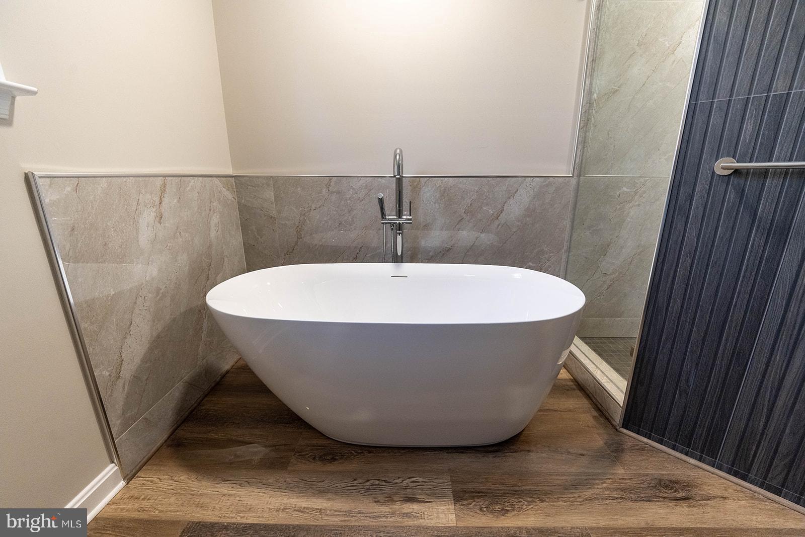 FORREST FARM - Residential