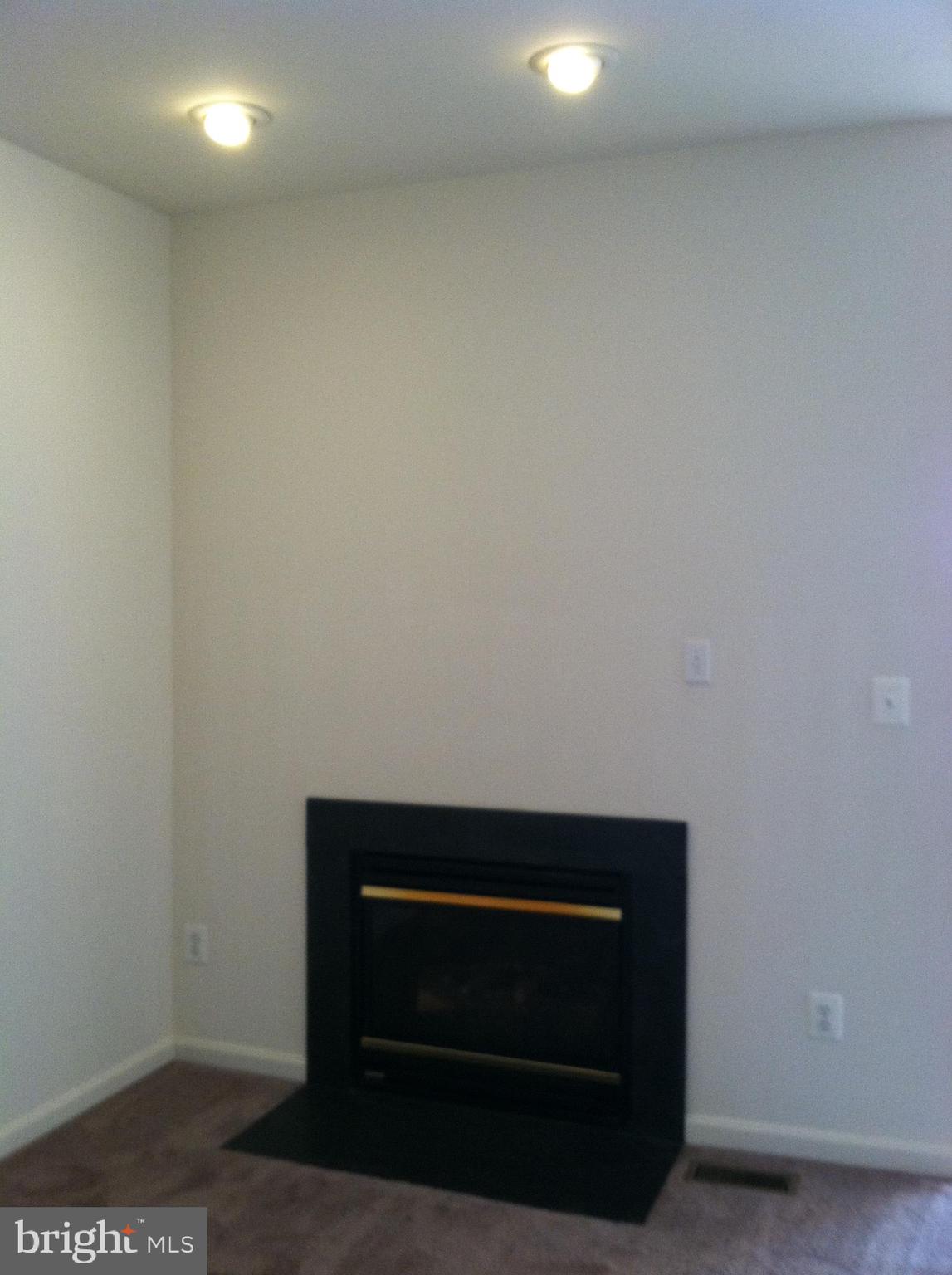 JEFFERSON VILLAGE TH - Residential Lease