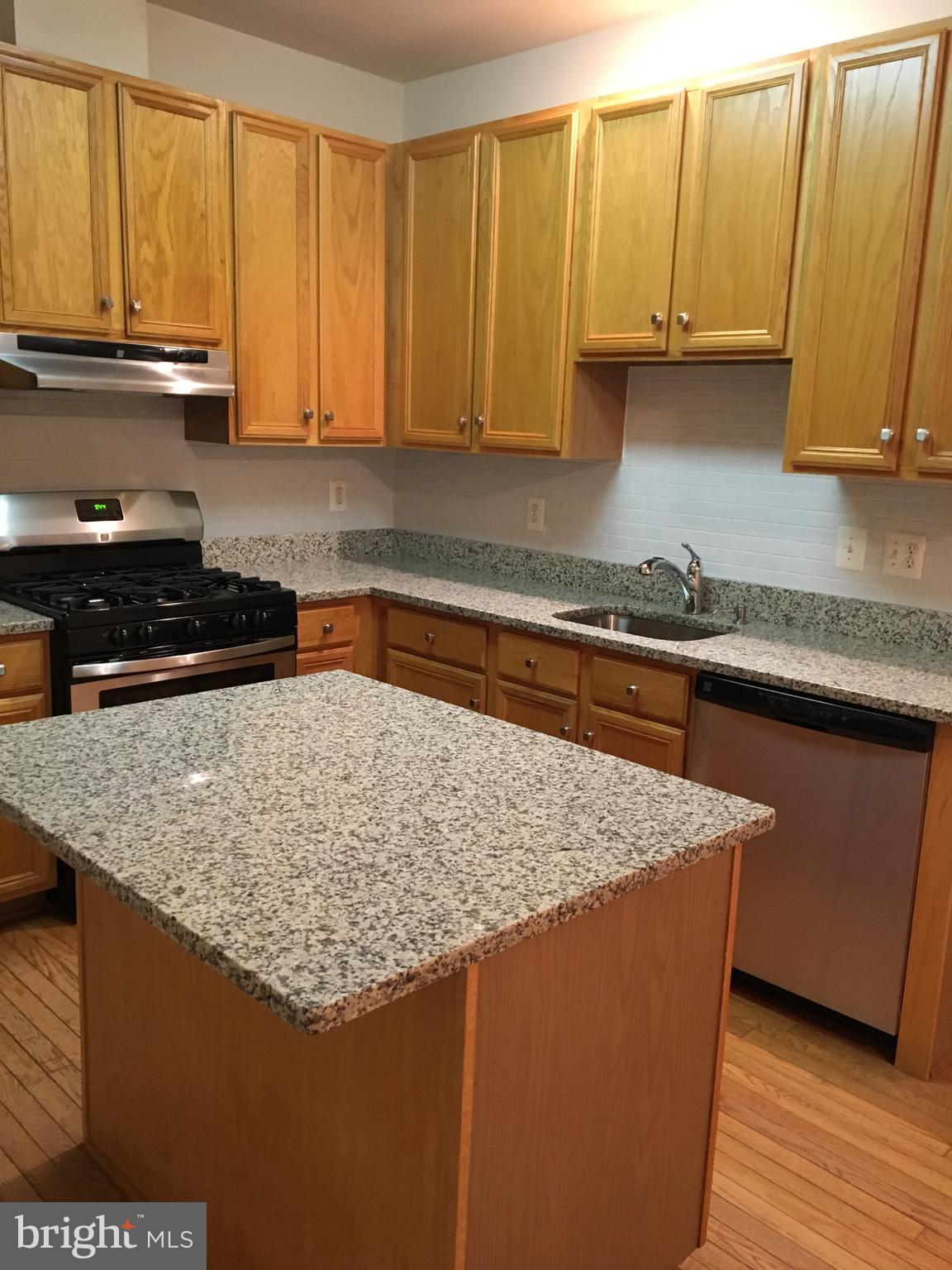 JEFFERSON VILLAGE TH - Residential Lease