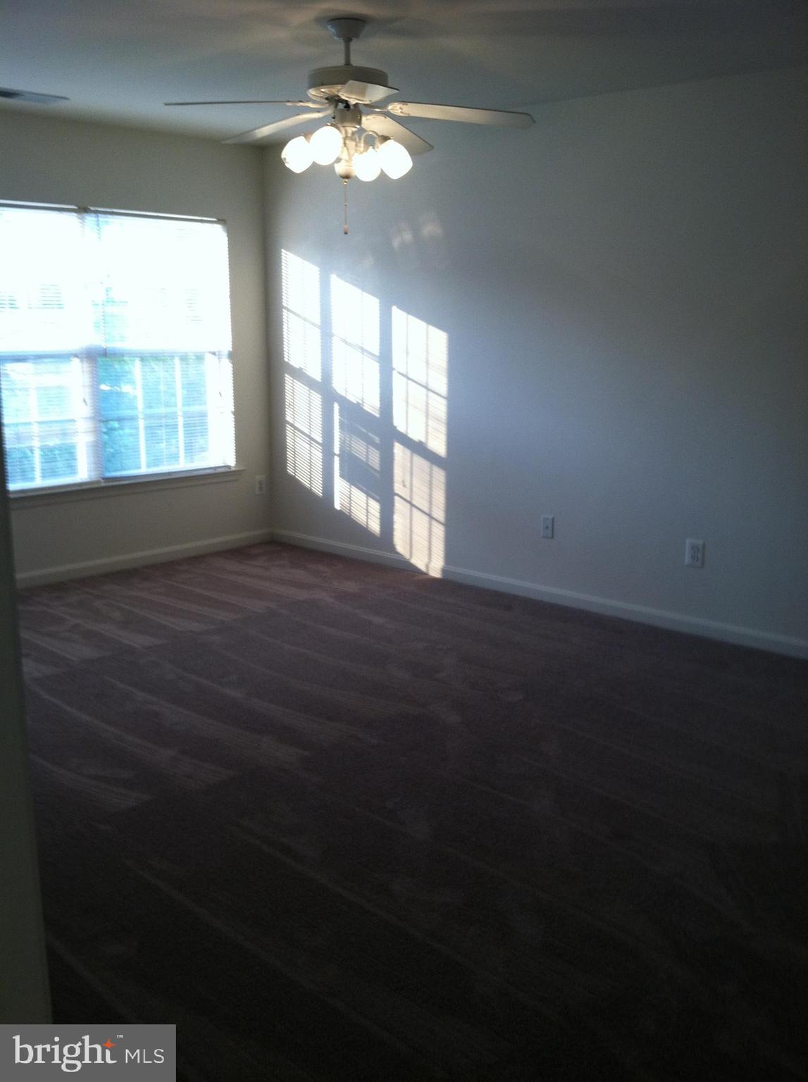 JEFFERSON VILLAGE TH - Residential Lease