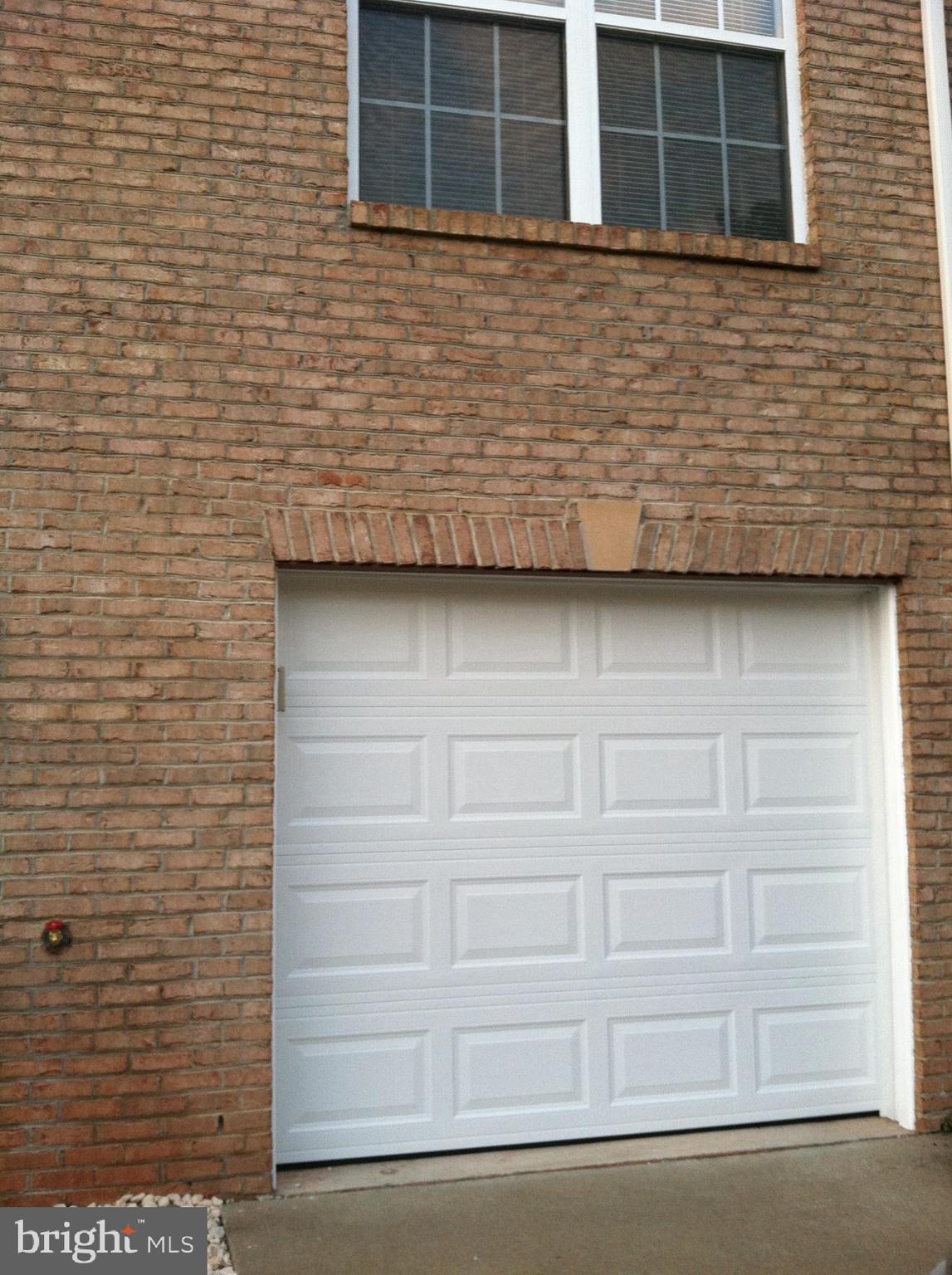 JEFFERSON VILLAGE TH - Residential Lease