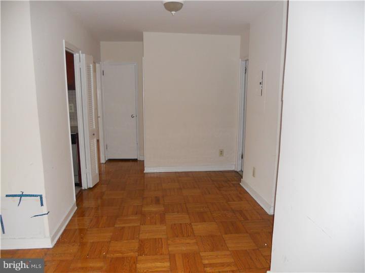 ART MUSEUM AREA - Residential Lease