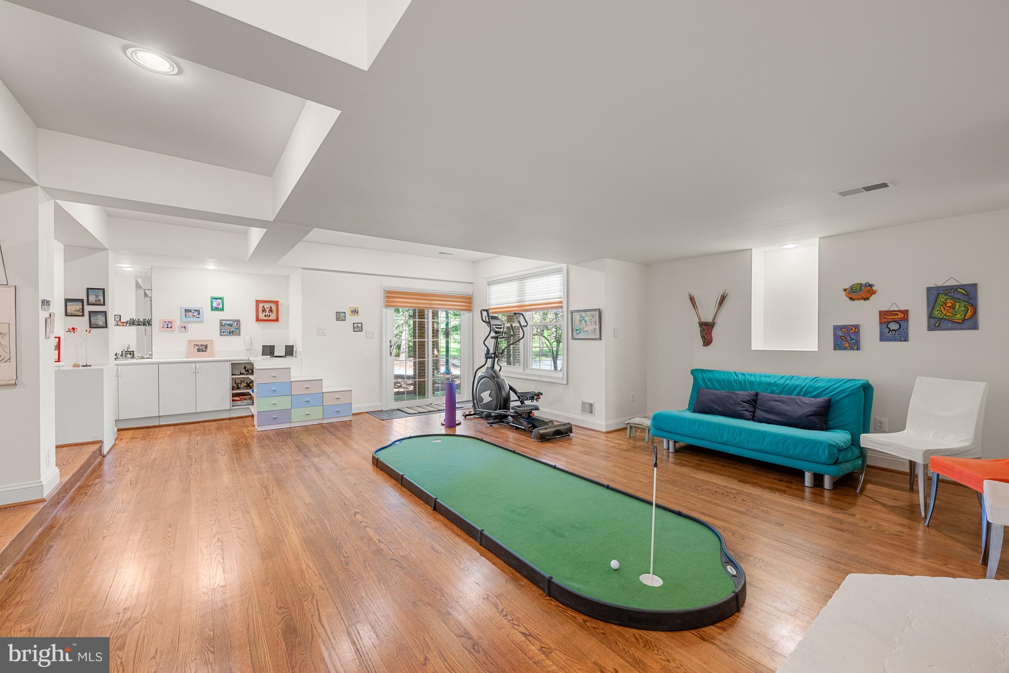 AVENEL - Residential