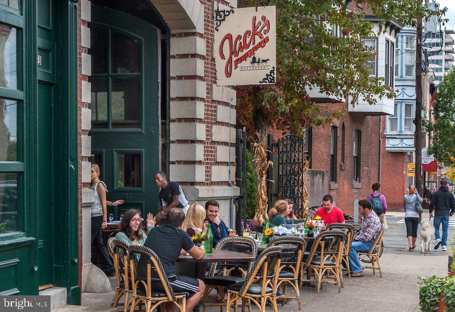 FRANCISVILLE - Residential