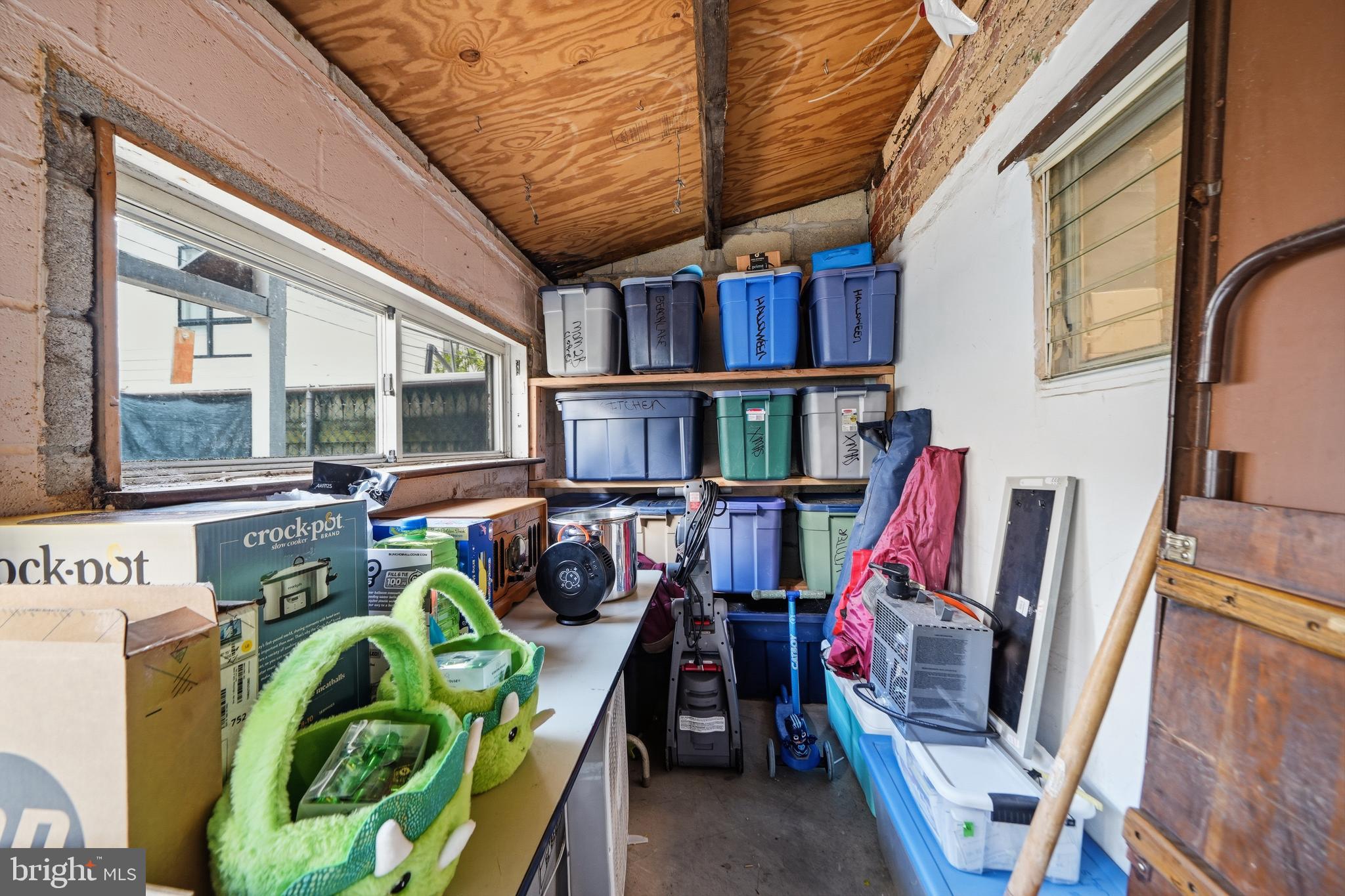 FRANCISVILLE - Residential