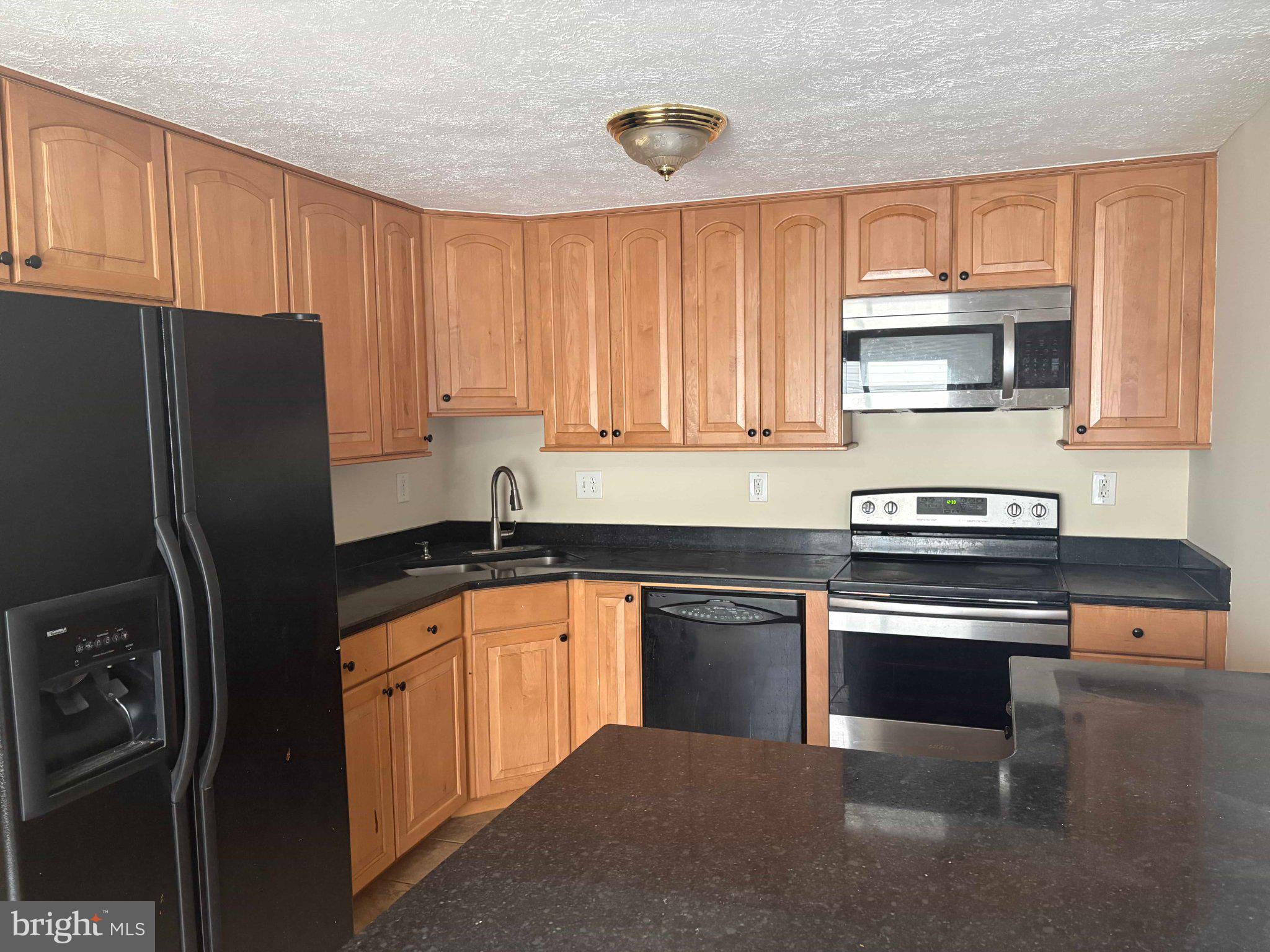 HARMANS WOODS - Residential