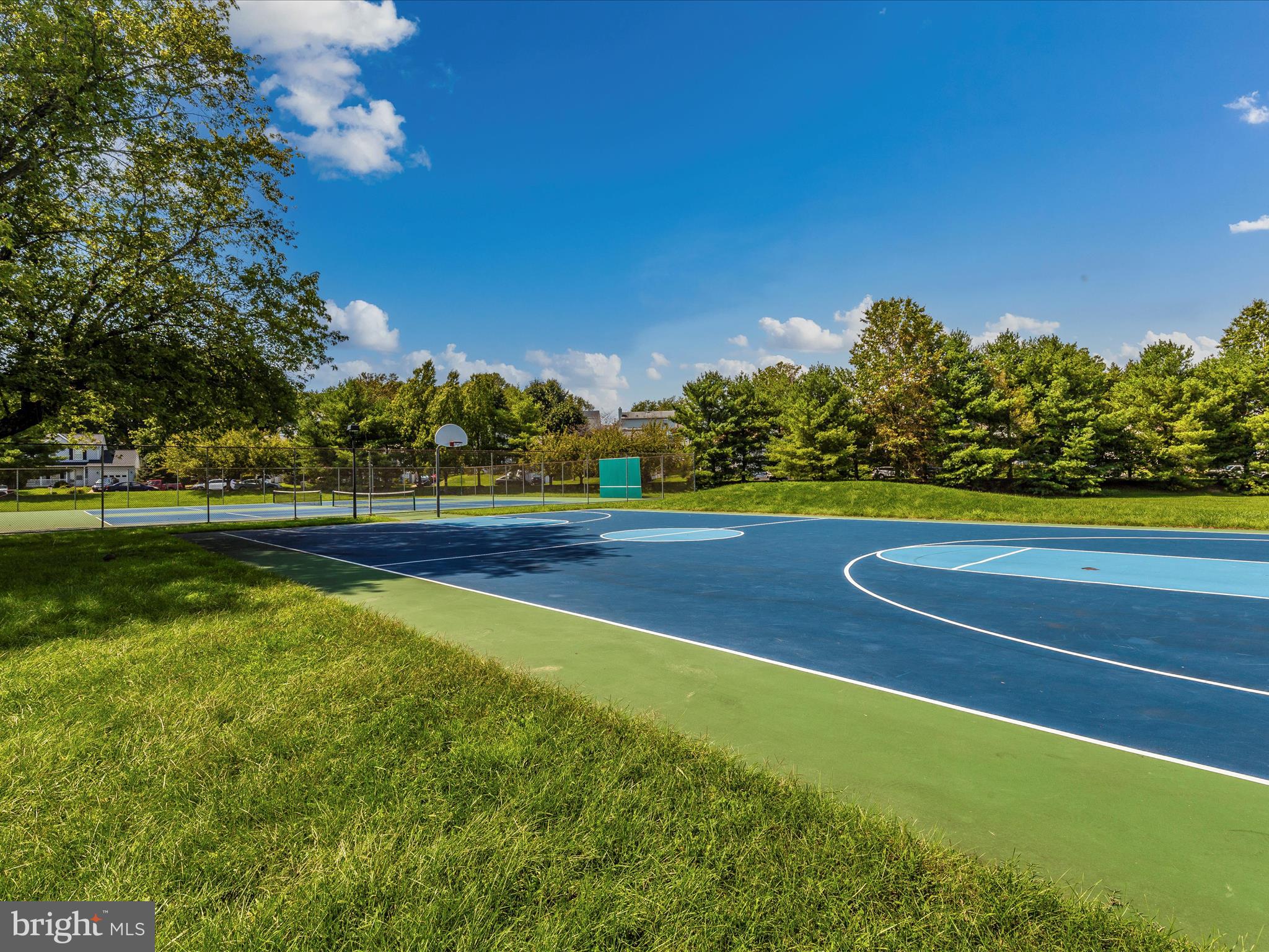 NEW MARKET WEST - Residential