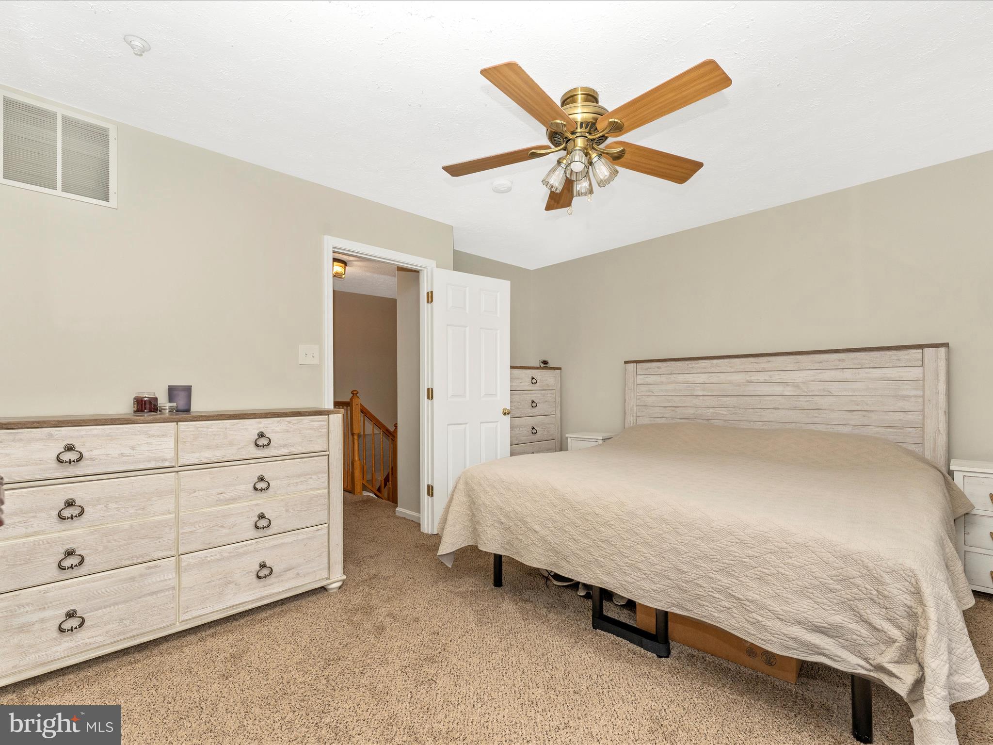 NEW MARKET WEST - Residential