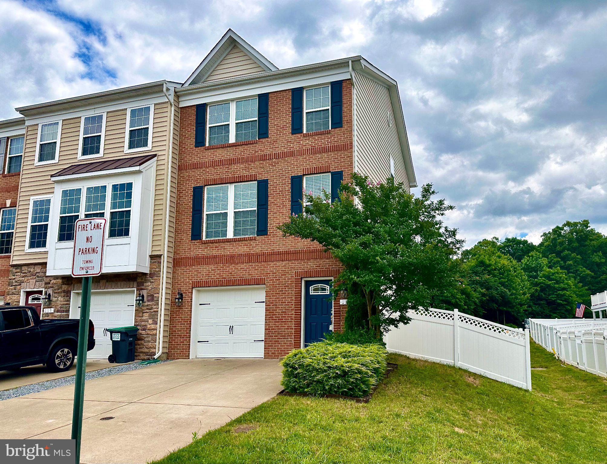 121 HIDDEN BROOK DRIVE