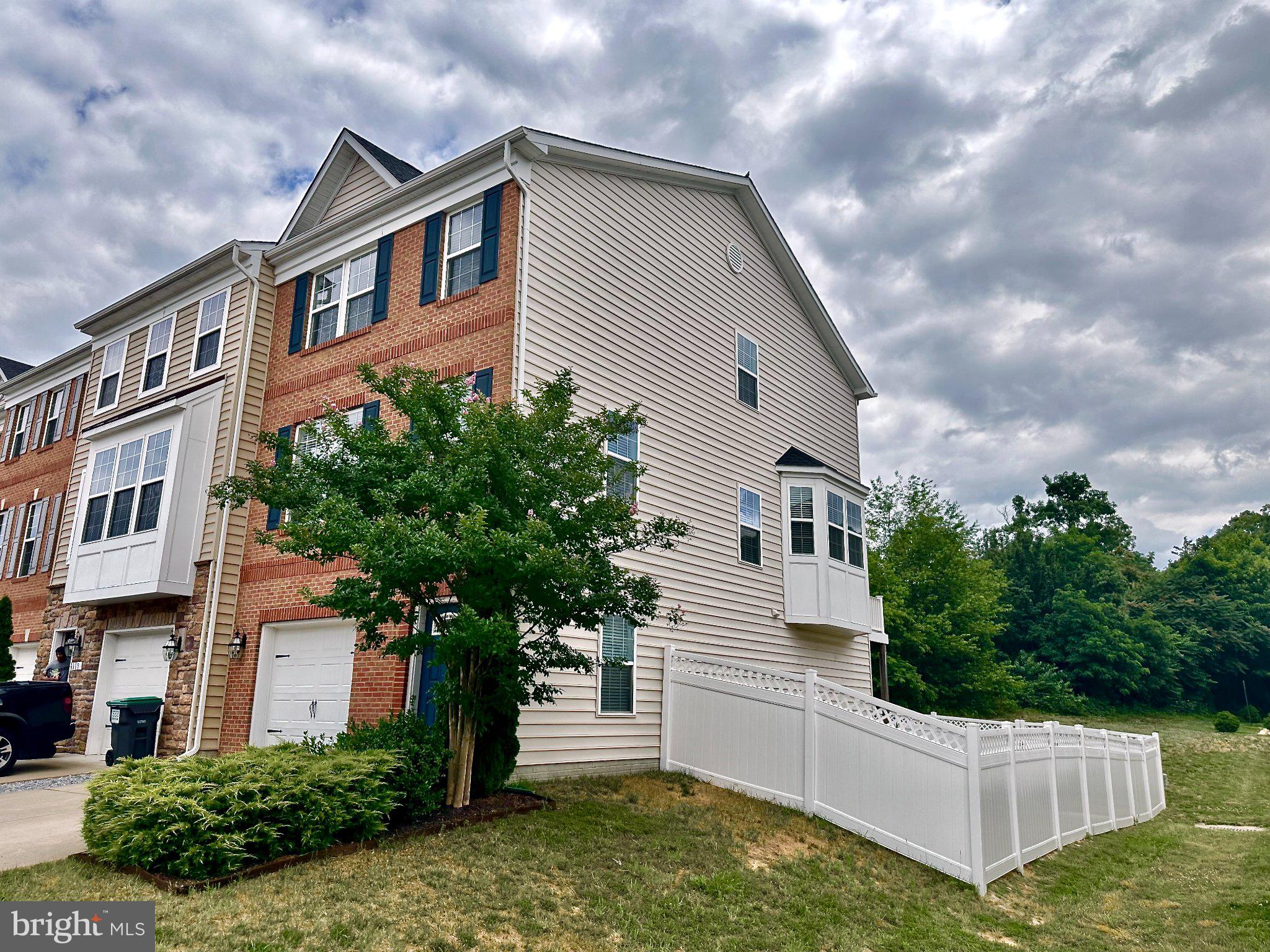 121 HIDDEN BROOK DRIVE