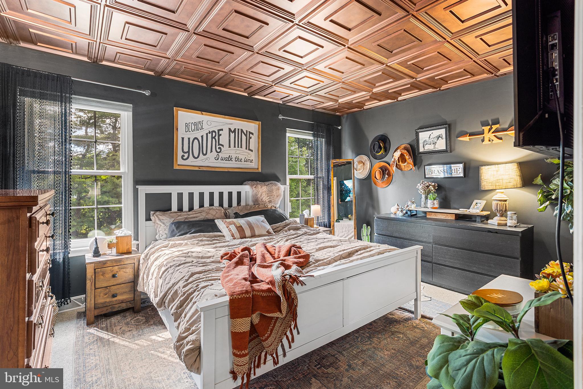 MONTGOMERY GLEN - Residential